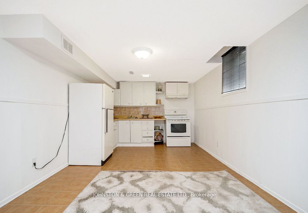 MLS #W12401506 image #2