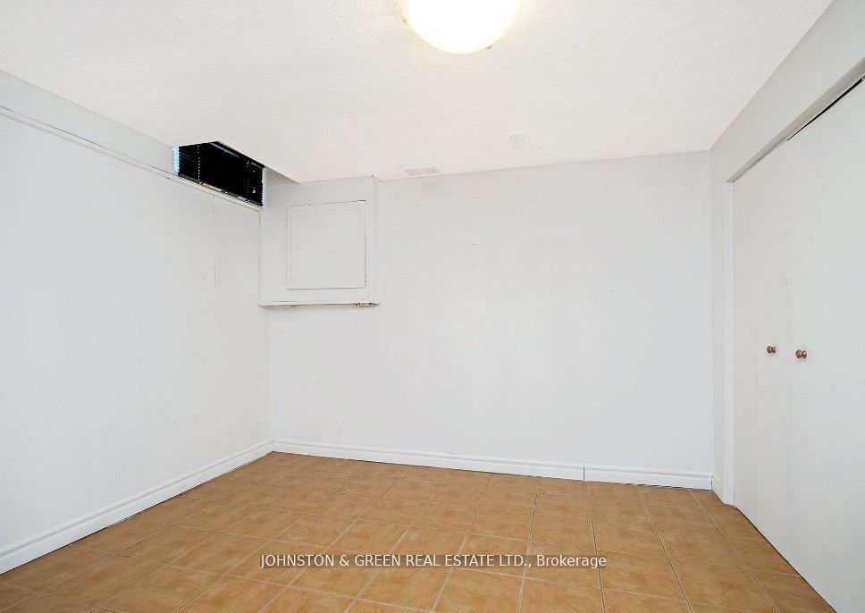 MLS #W12401506 image #5