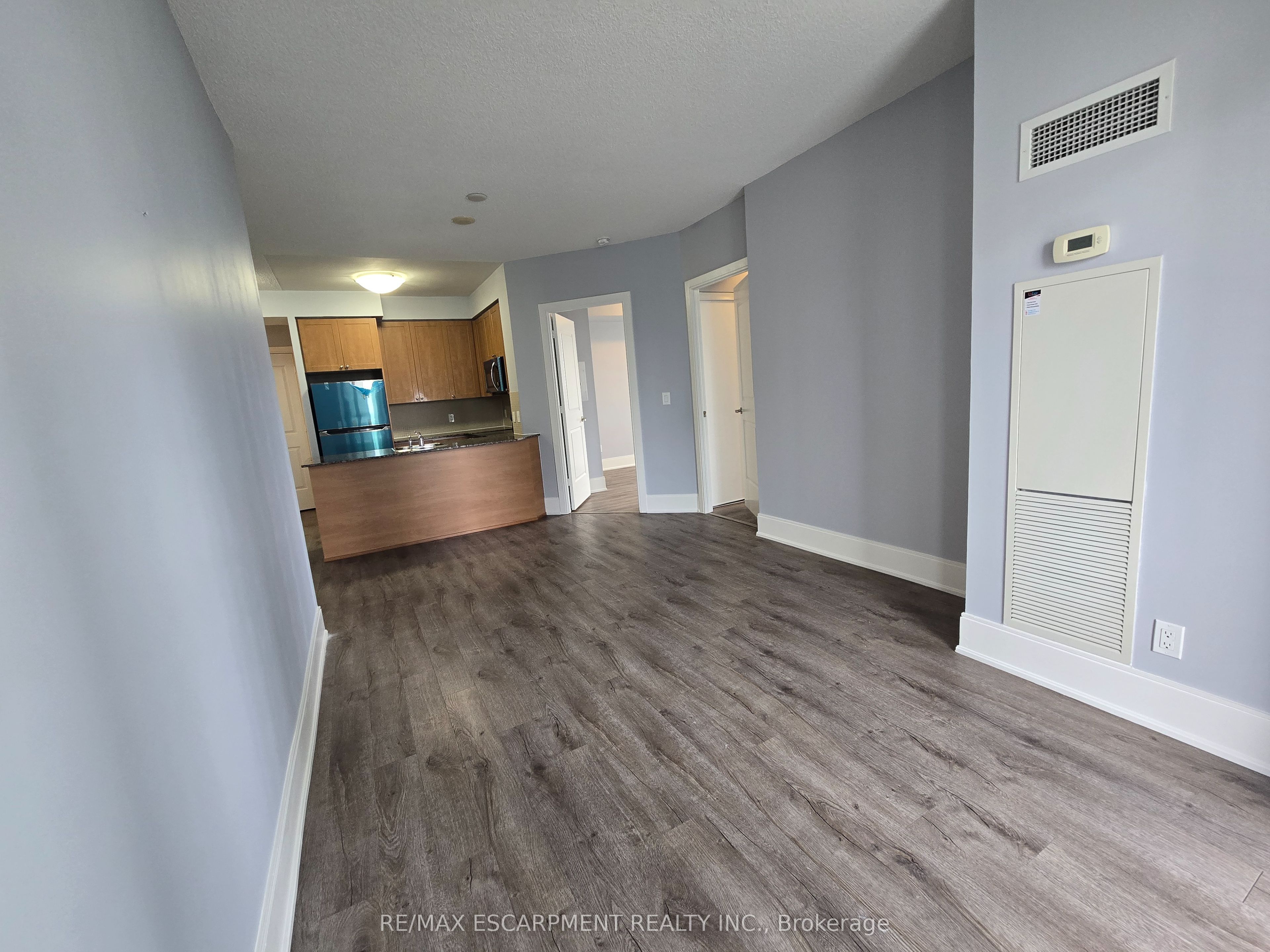 MLS #W12401549 image #20