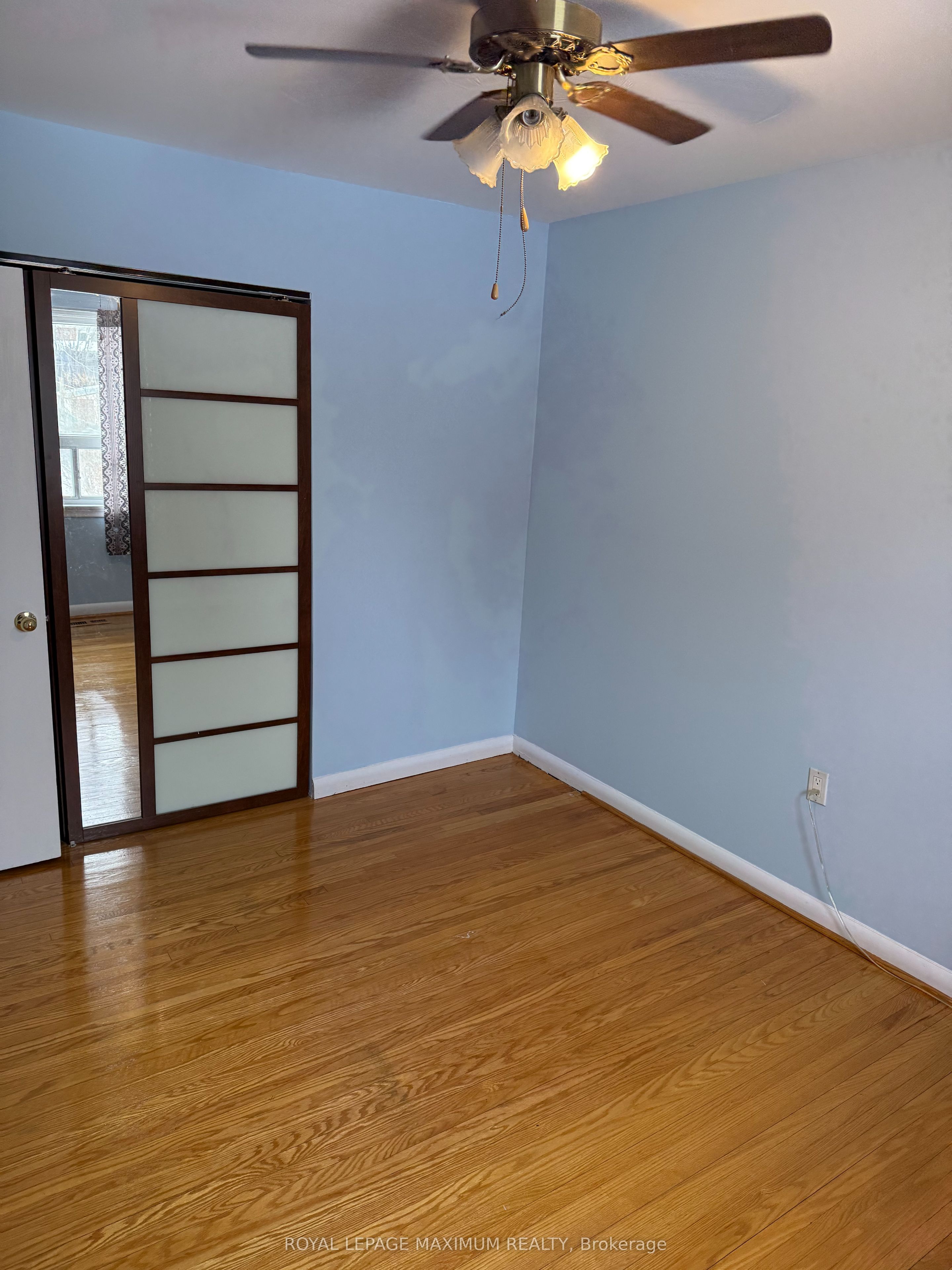 MLS #W12401569 image #8