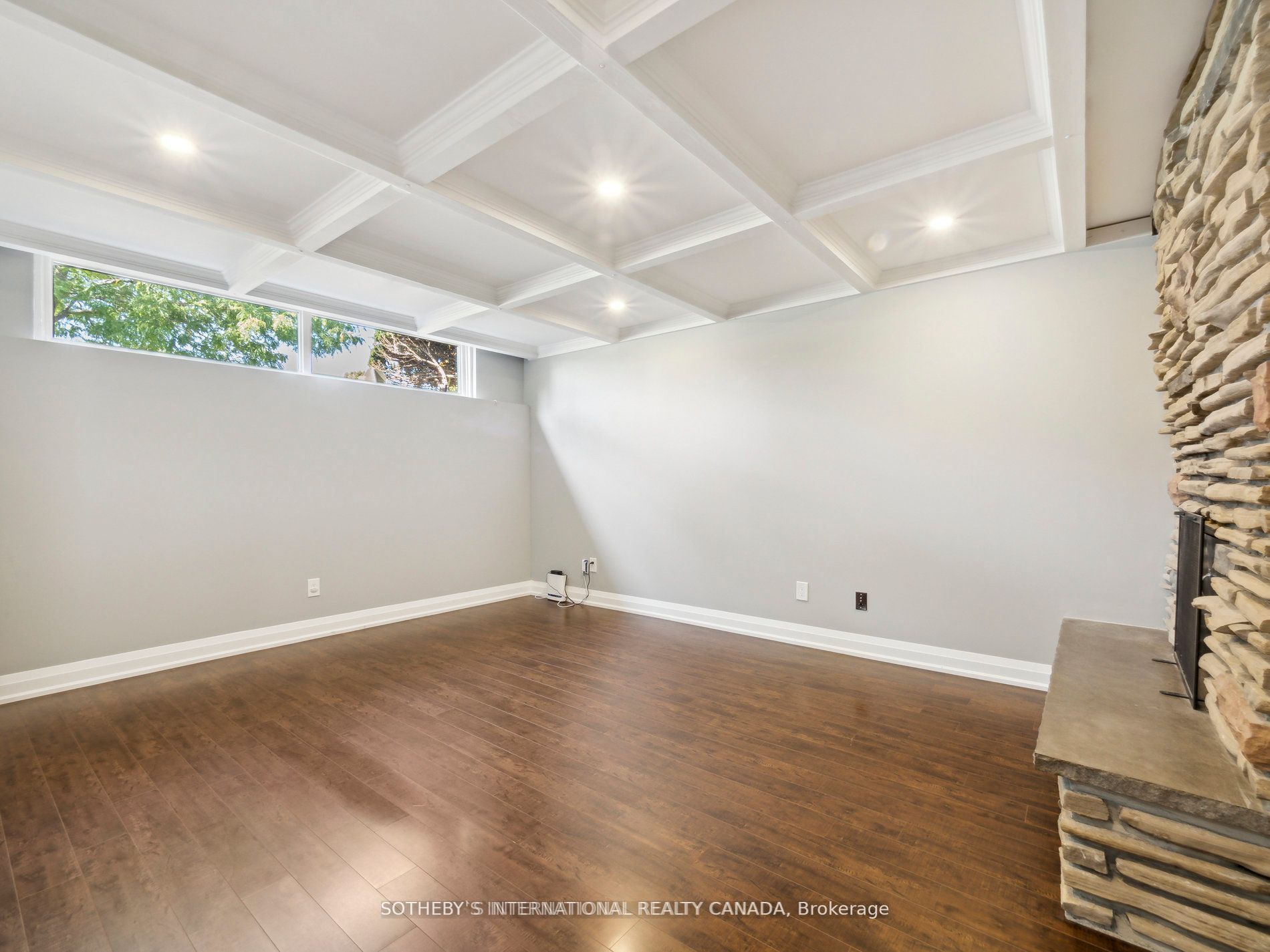 MLS #W12401583 image #4