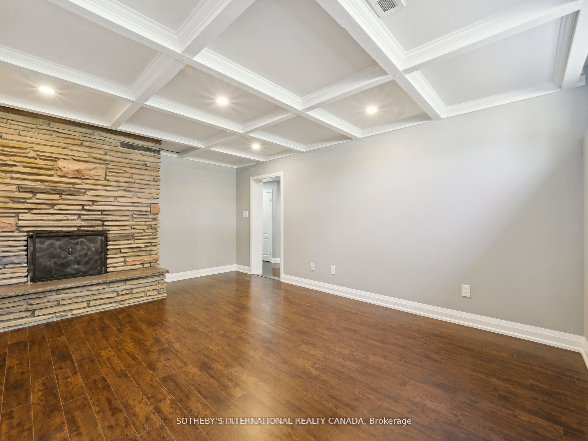 MLS #W12401583 image #5