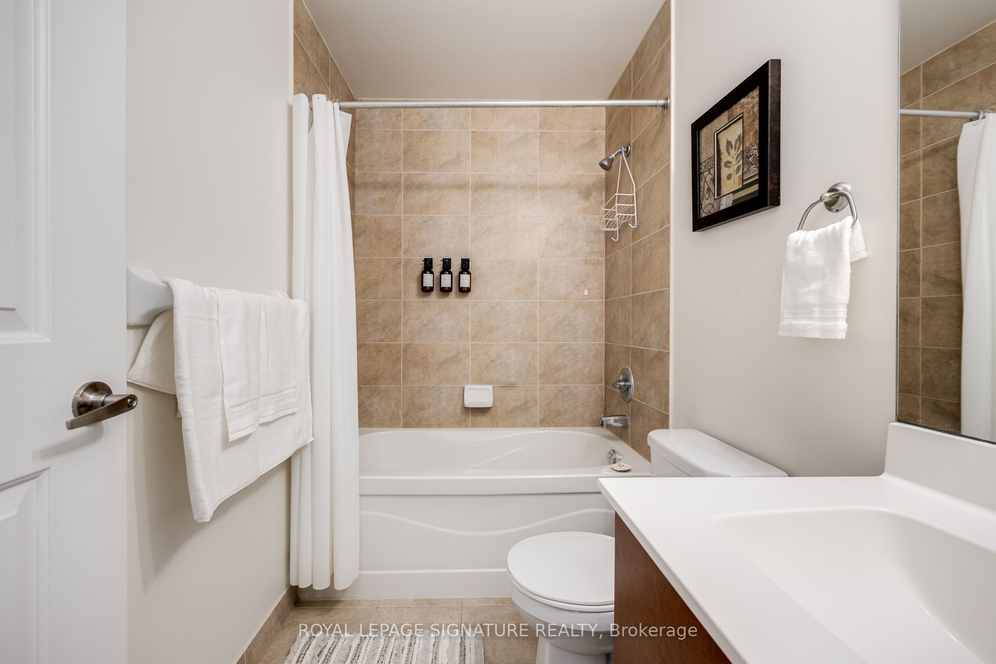 MLS #W12401645 image #15