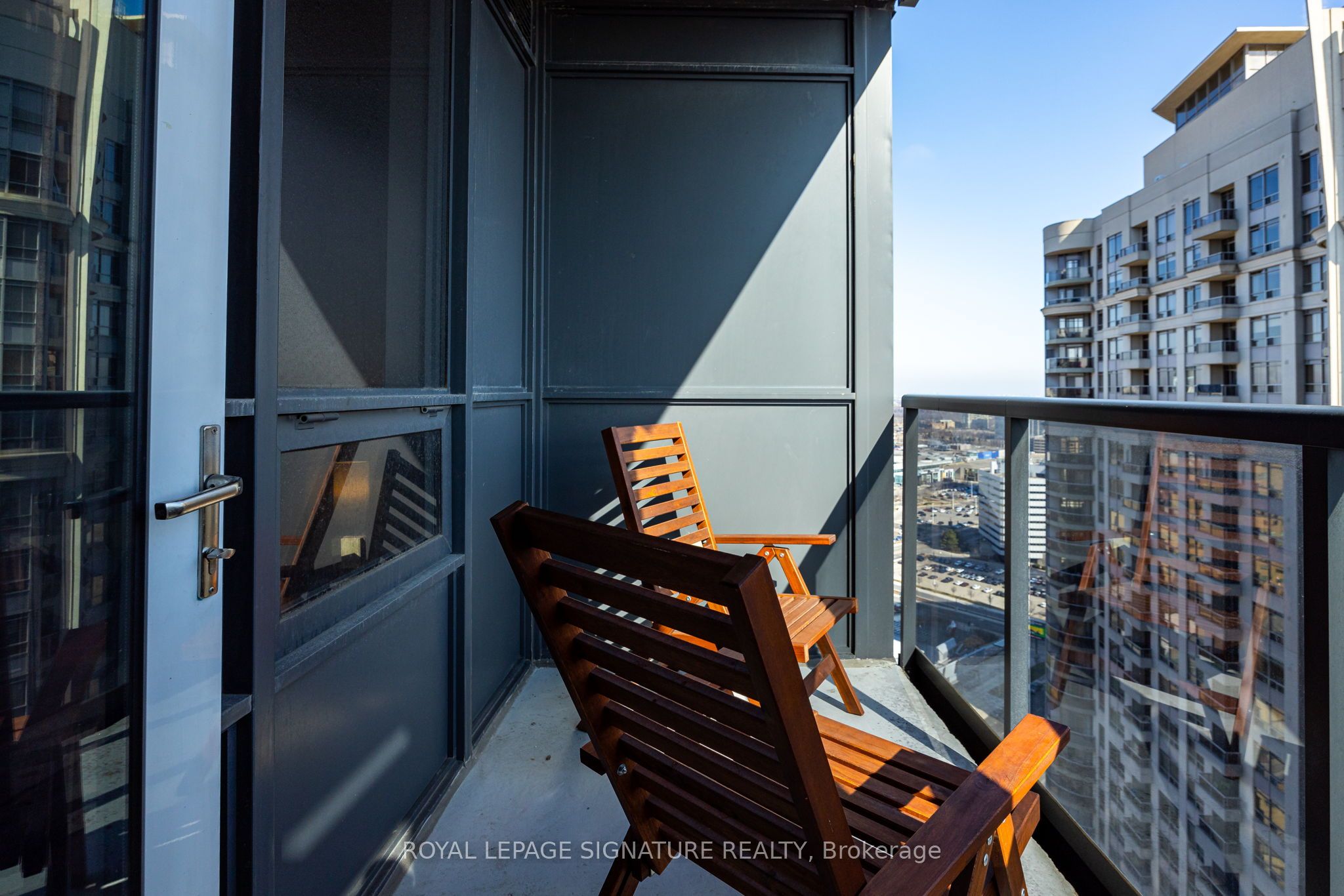 MLS #W12401645 image #32