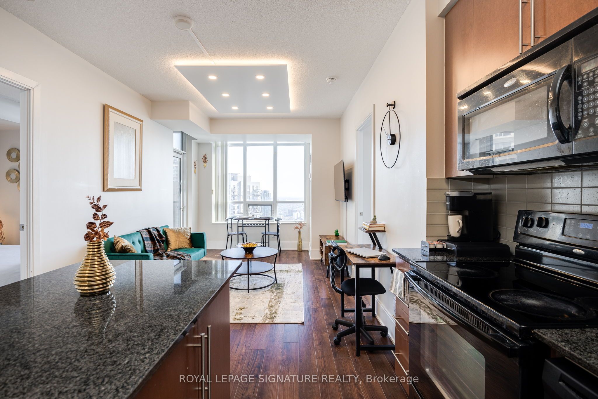 MLS #W12401645 image #7