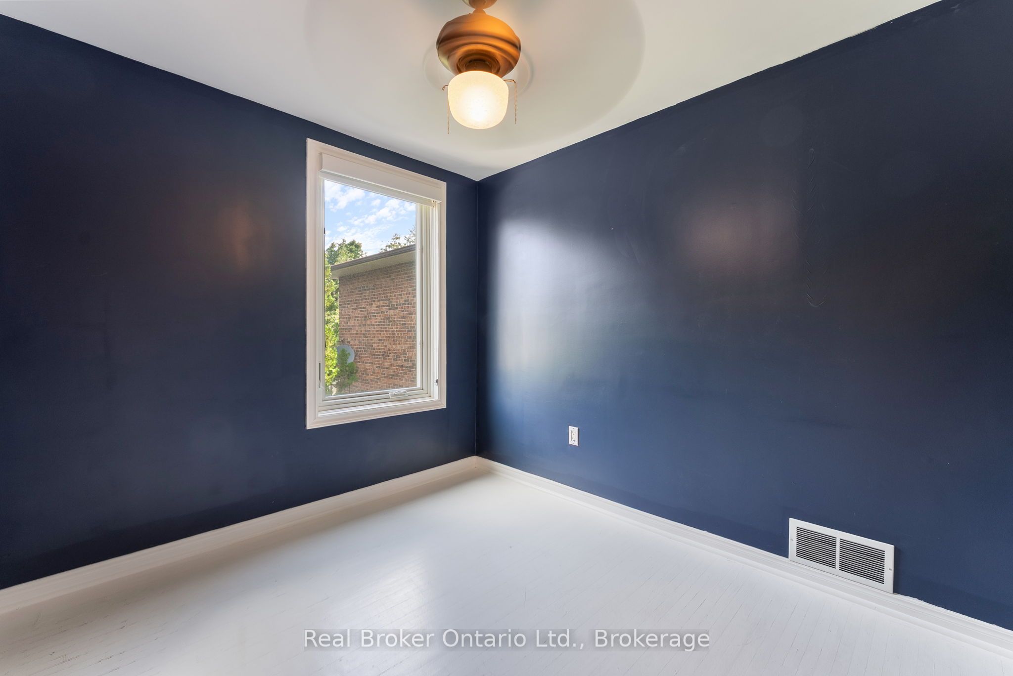 MLS #W12401813 image #14