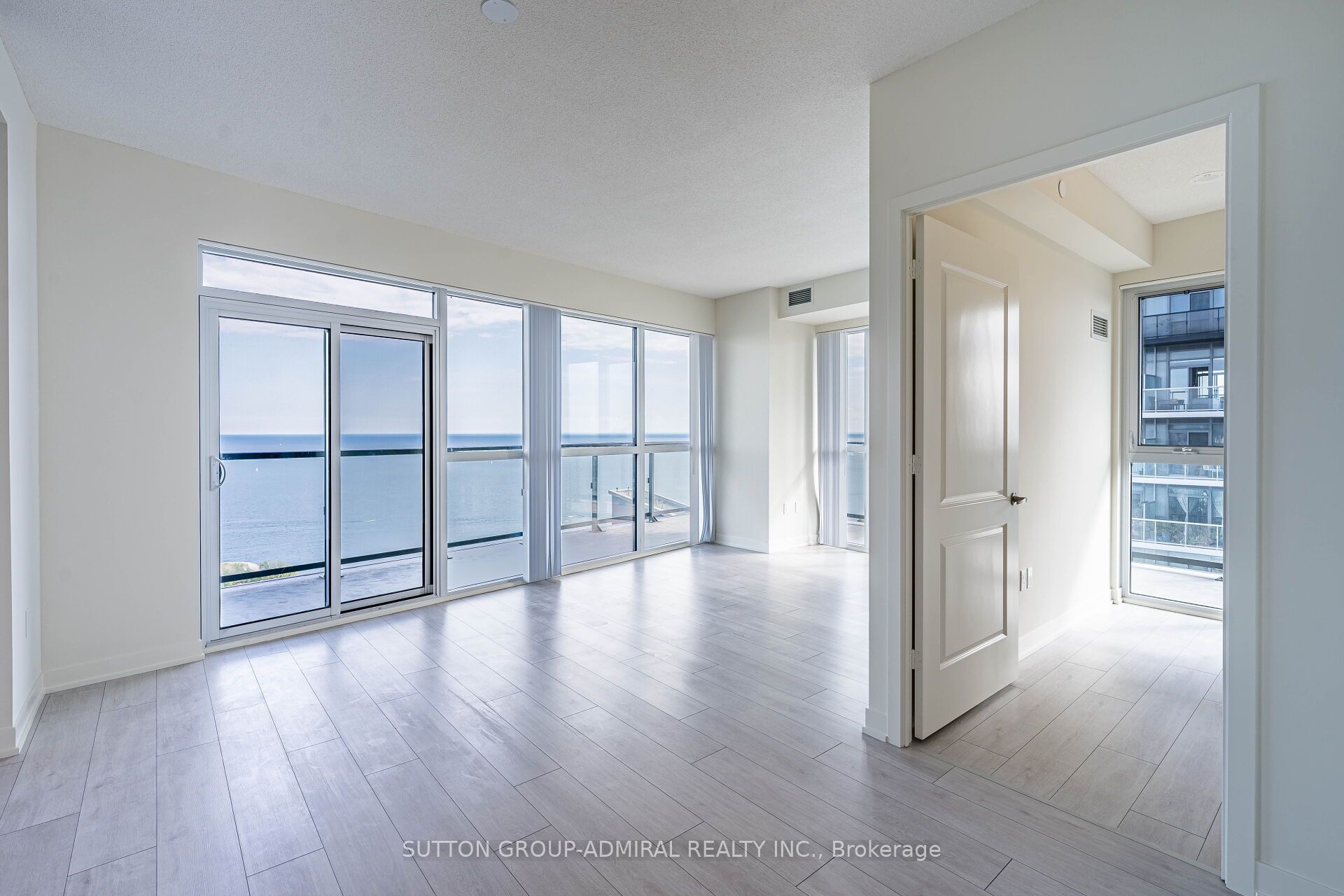 MLS #W12401891 image #11