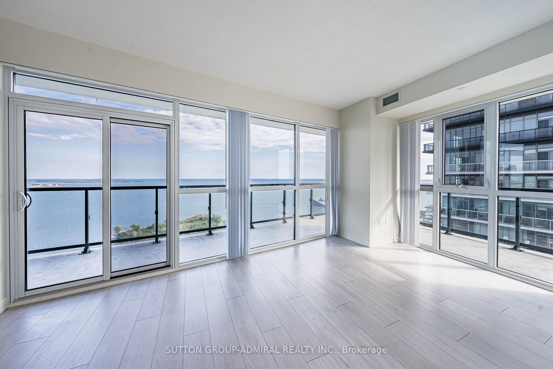 MLS #W12401891 image #15