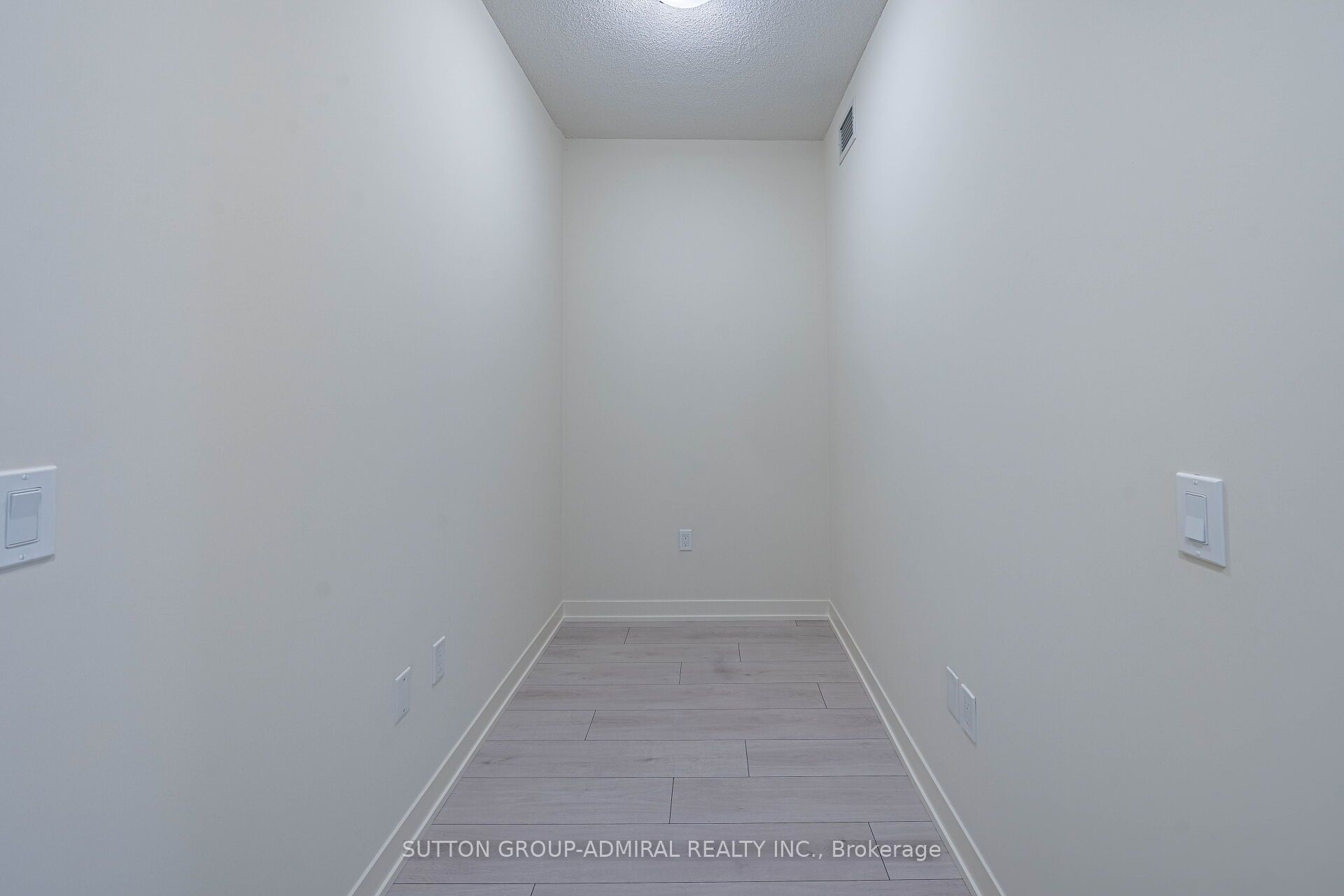 MLS #W12401891 image #23