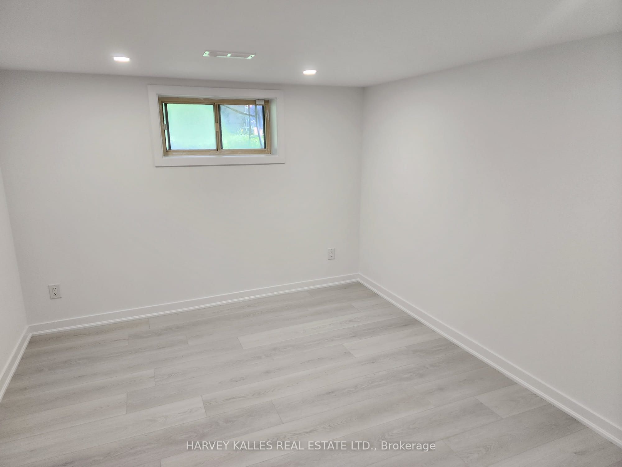 MLS #W12401968 image #10