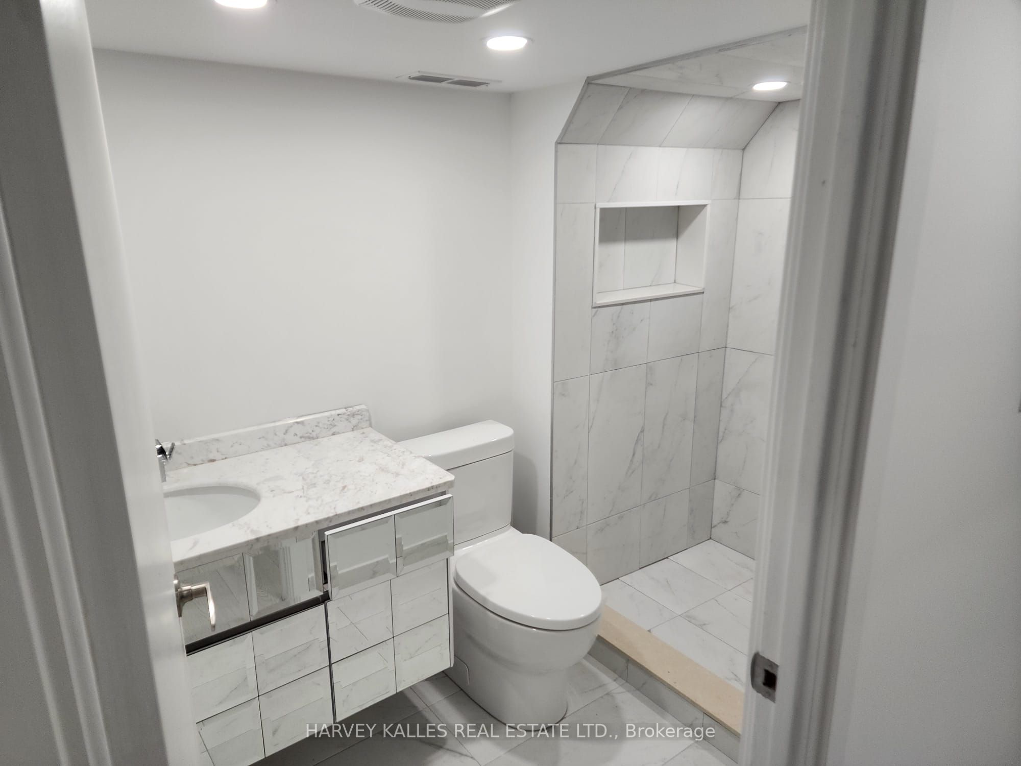 MLS #W12401968 image #2