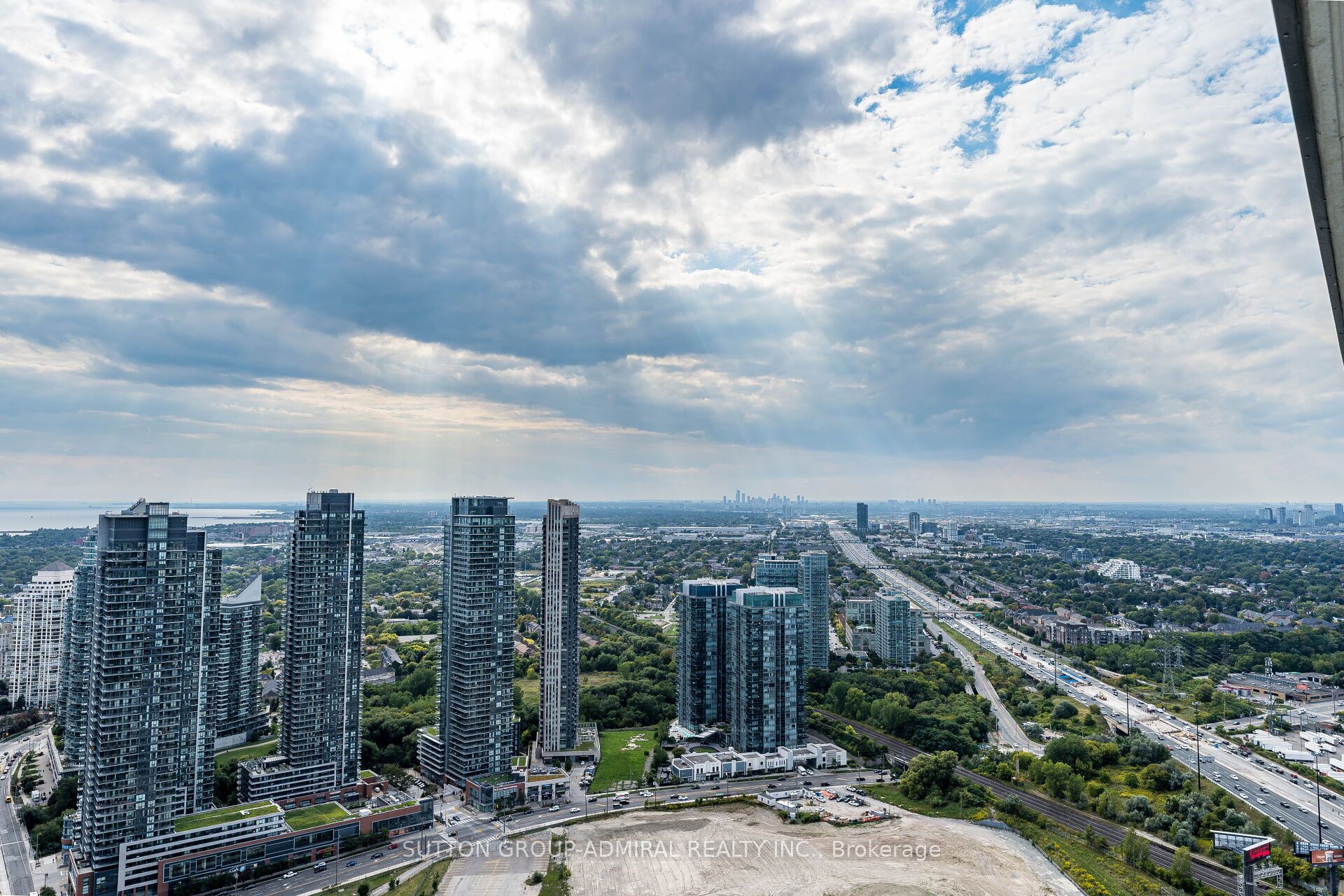 MLS #W12402162 image #31