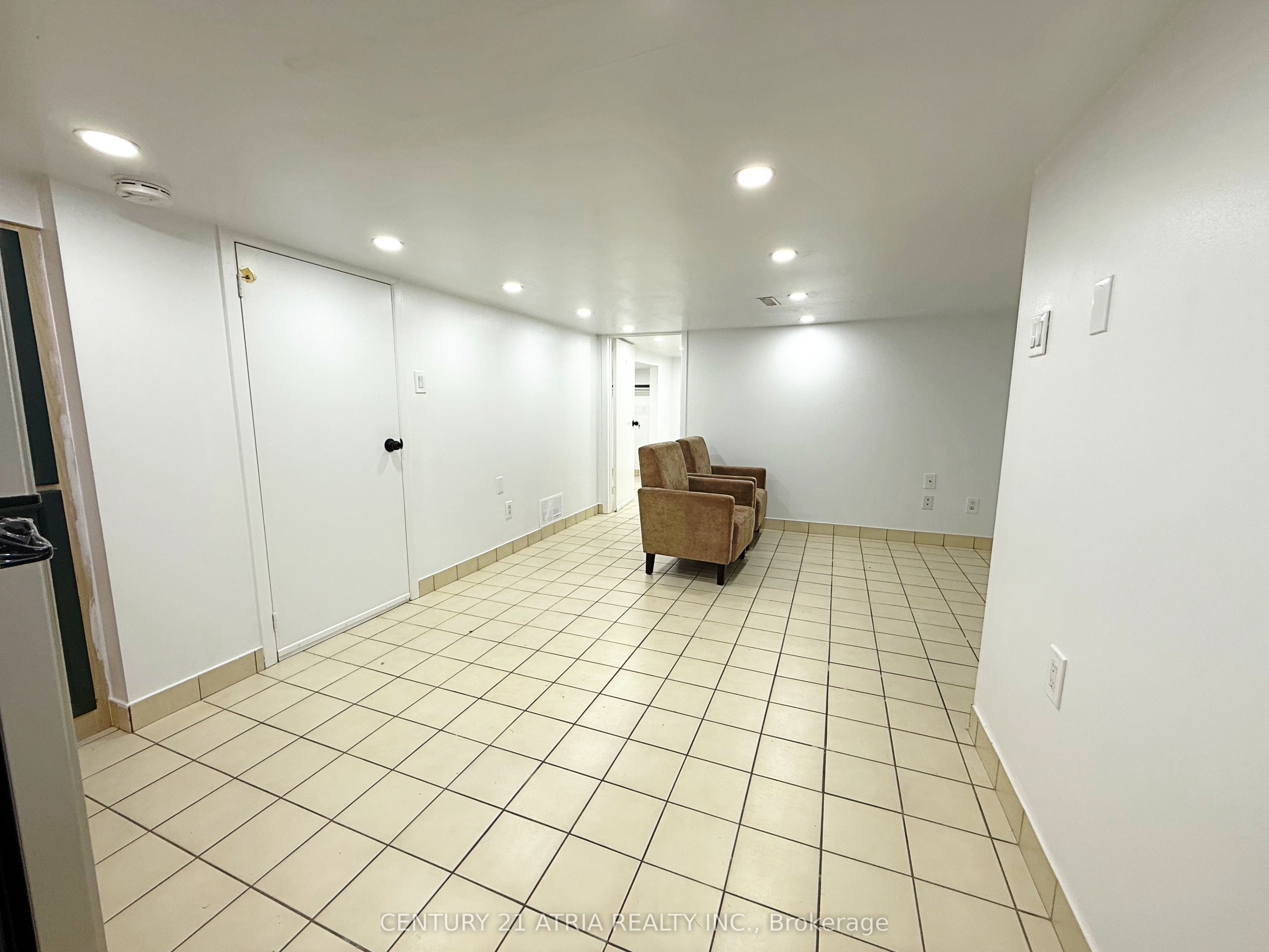 MLS #W12402199 image #5