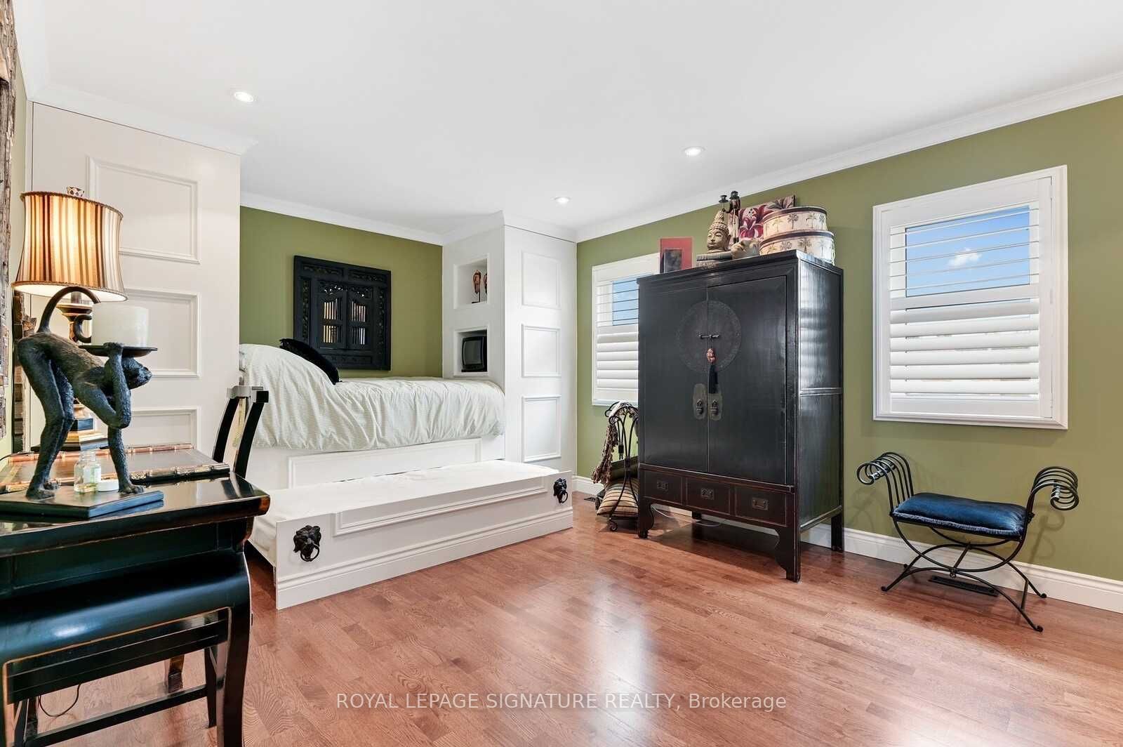 MLS #W12402271 image #11