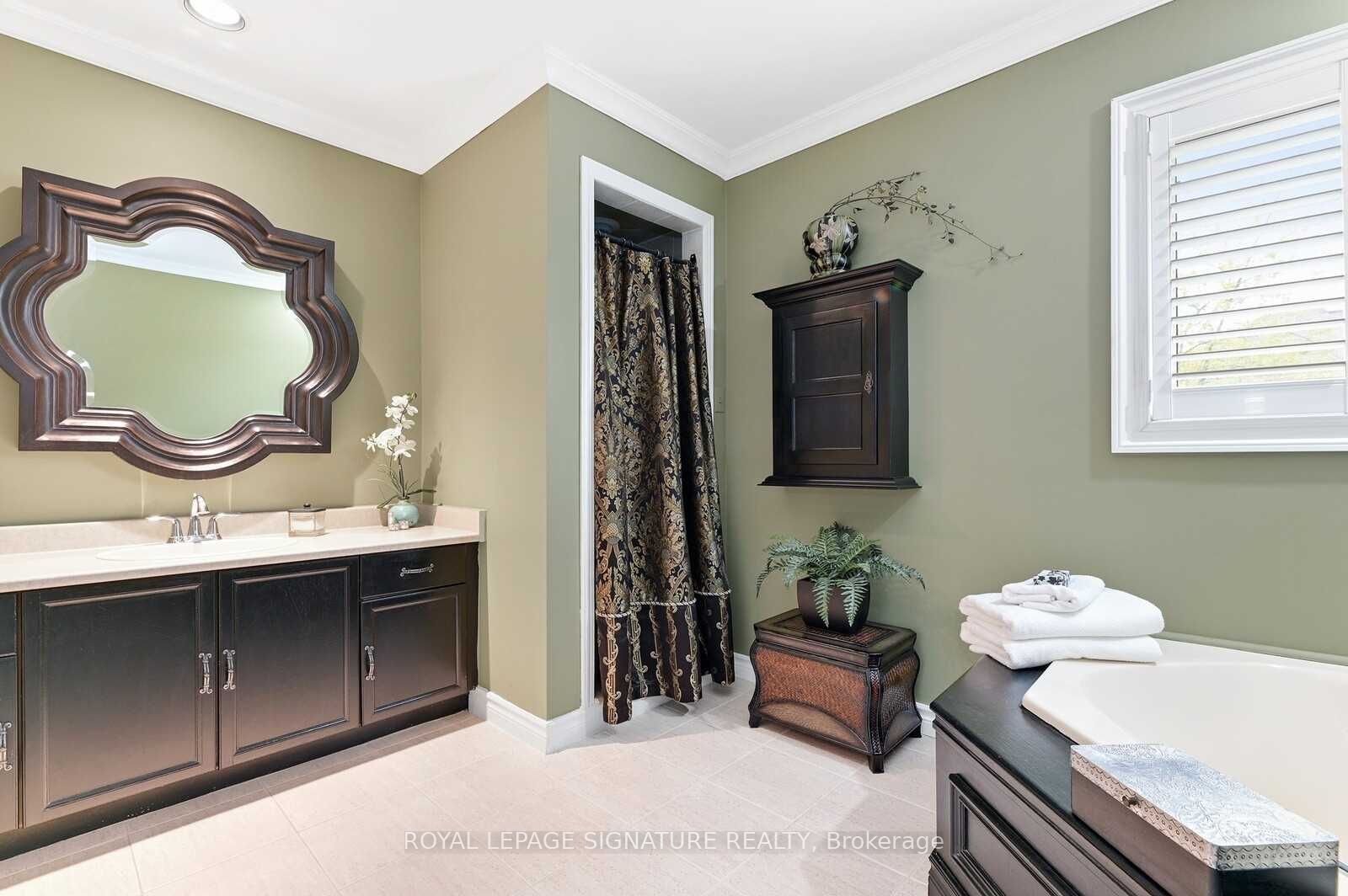 MLS #W12402271 image #9