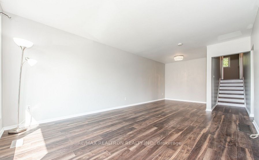 MLS #W12402296 image #10