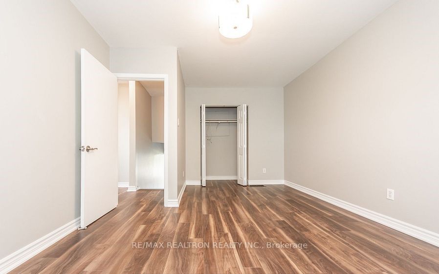 MLS #W12402296 image #12