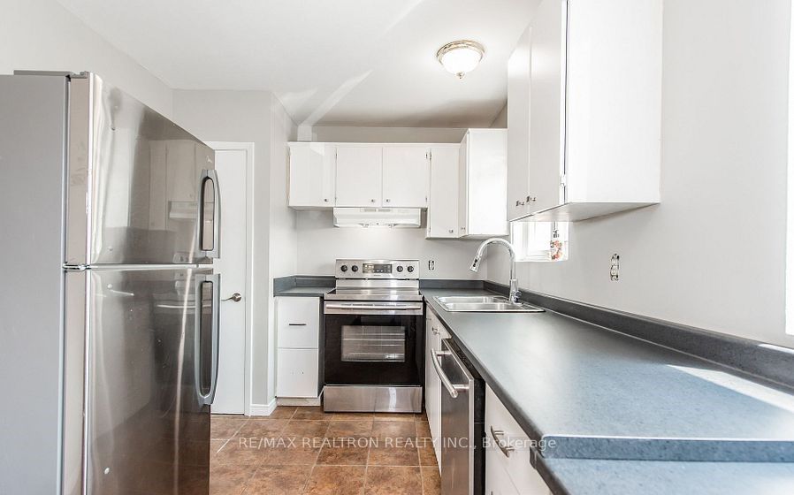 MLS #W12402296 image #3