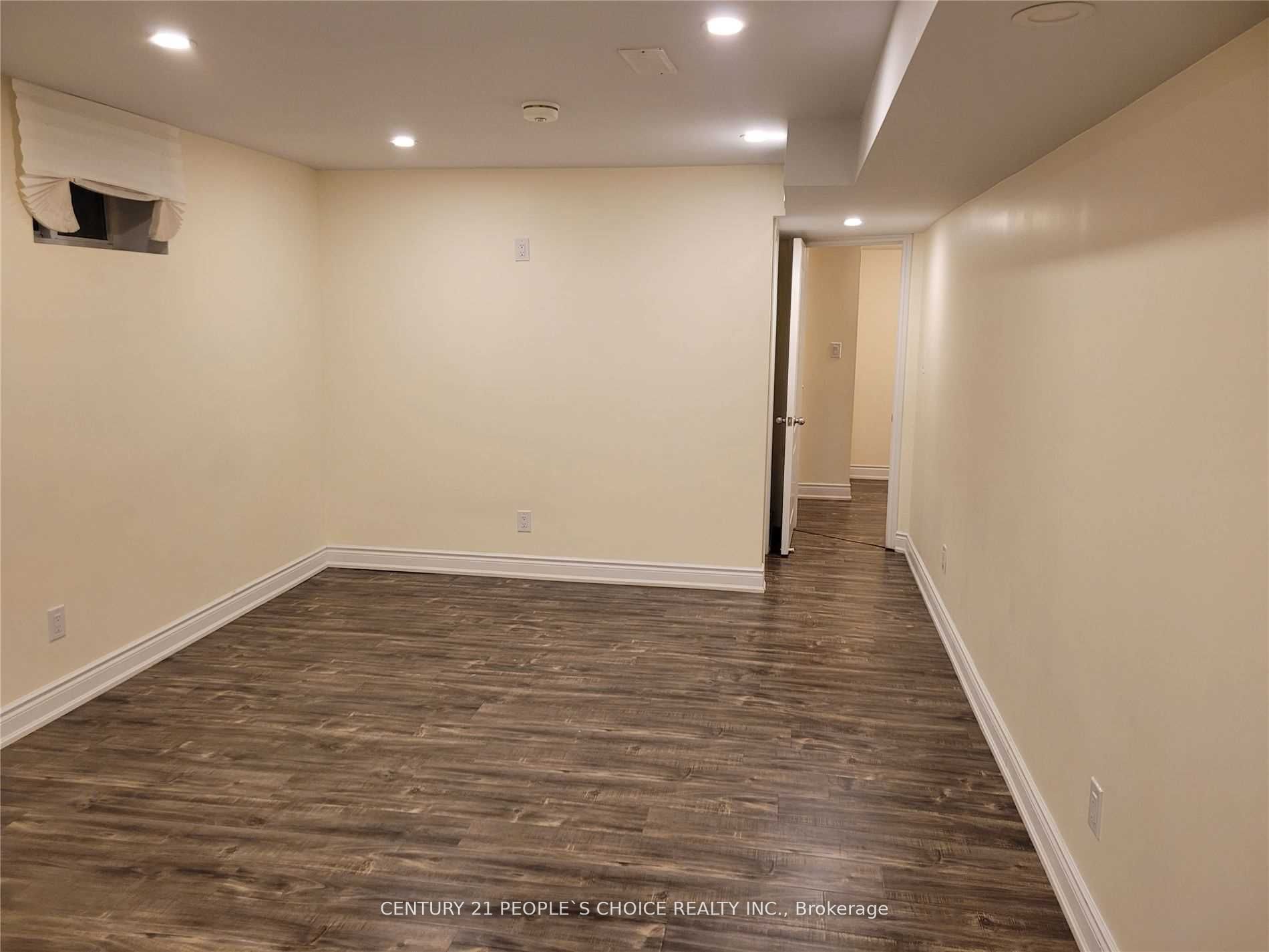 MLS #W12402323 image #13