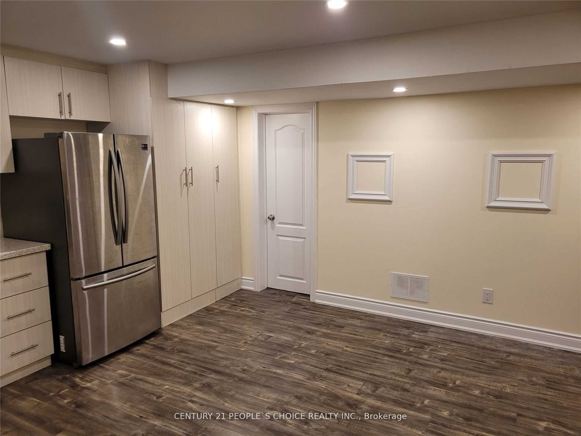 MLS #W12402323 image #9