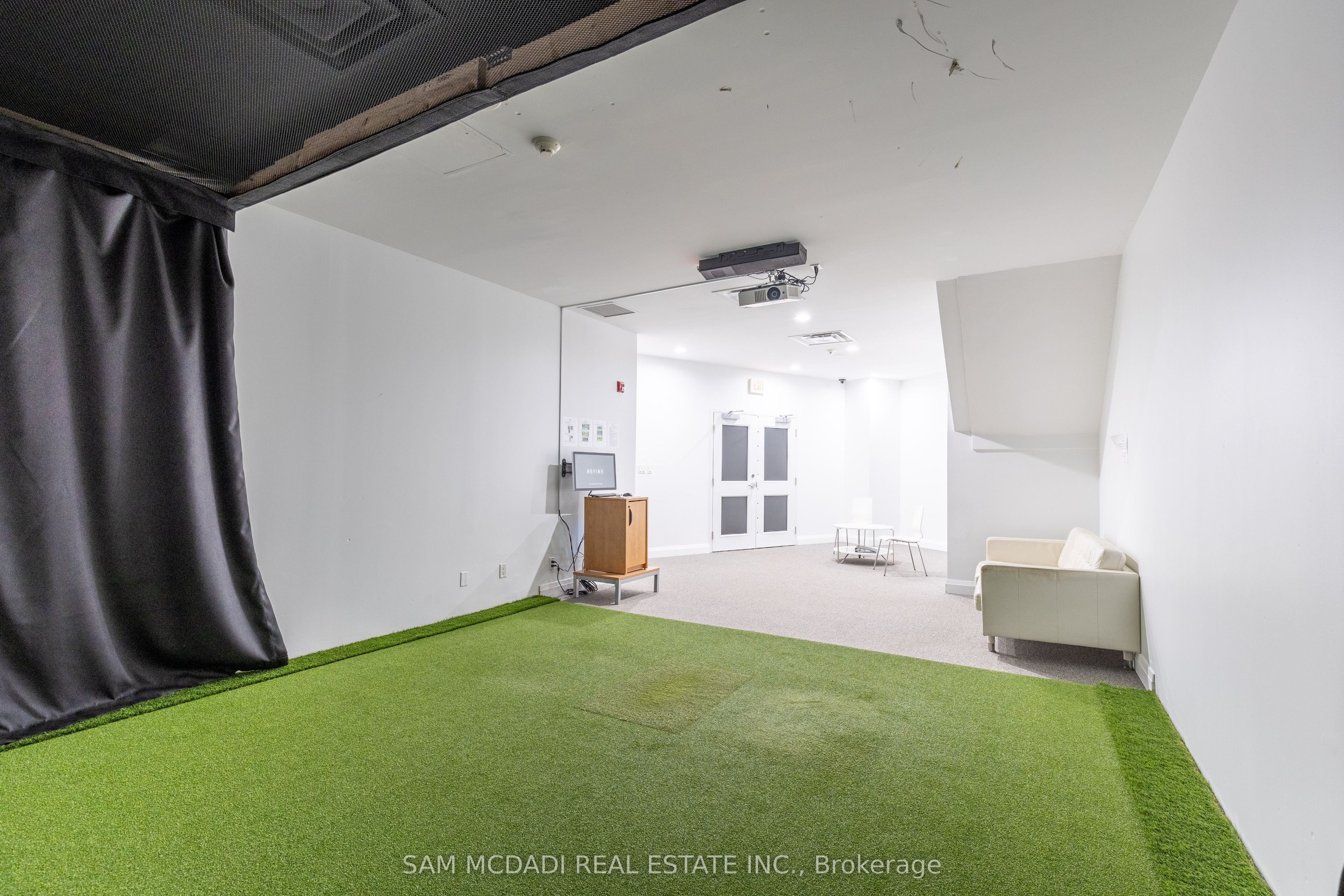 MLS #W12402337 image #14