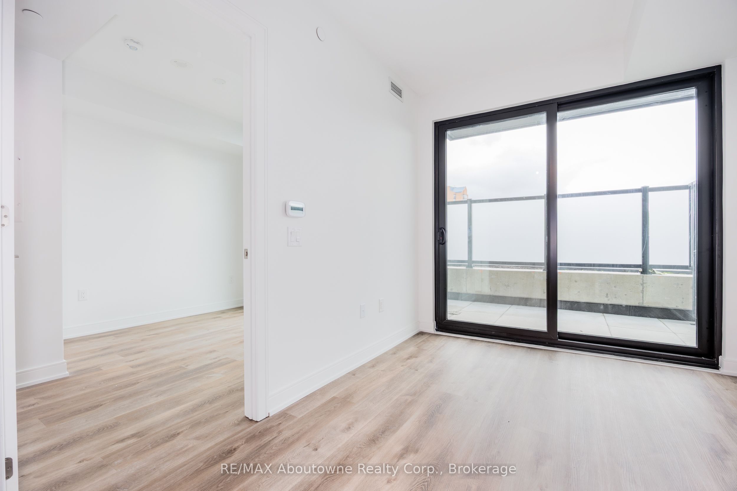 MLS #W12402444 image #12