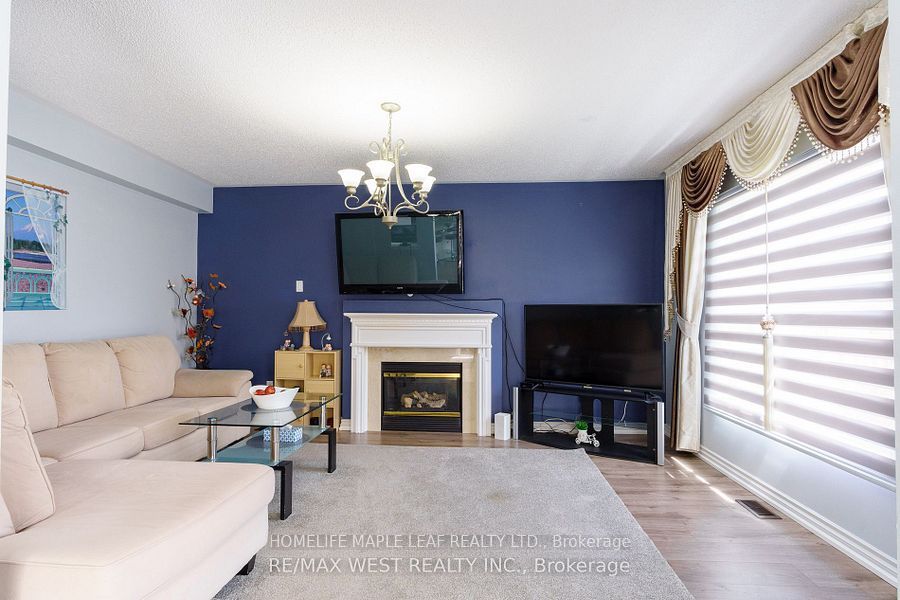 MLS #W12402582 image #3