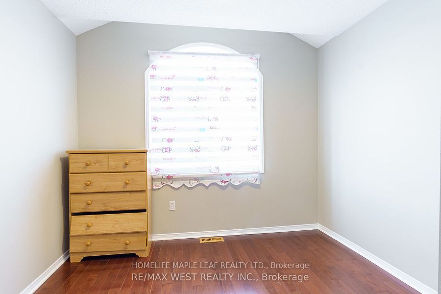 MLS #W12402582 image #7