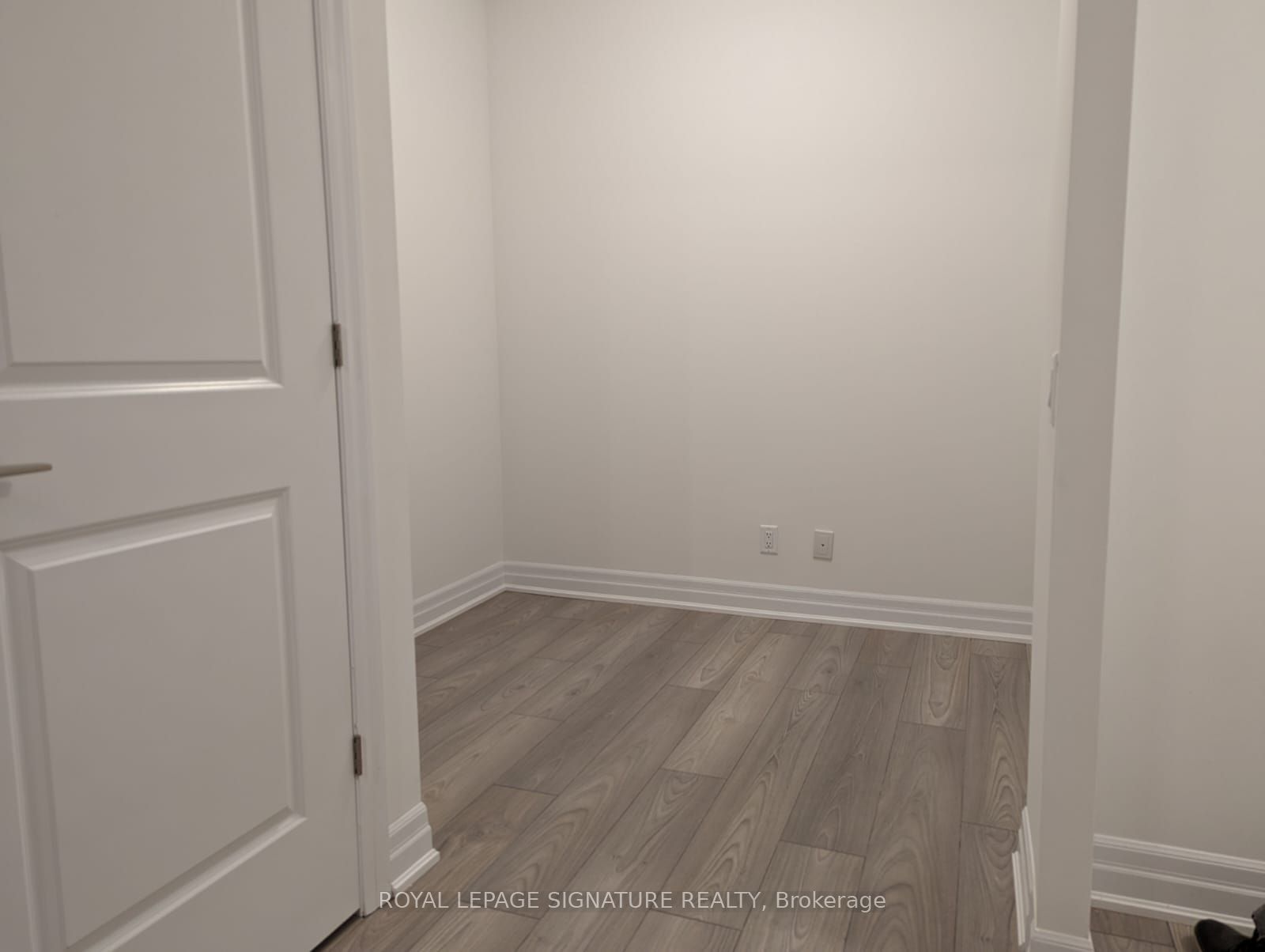 MLS #W12402602 image #11