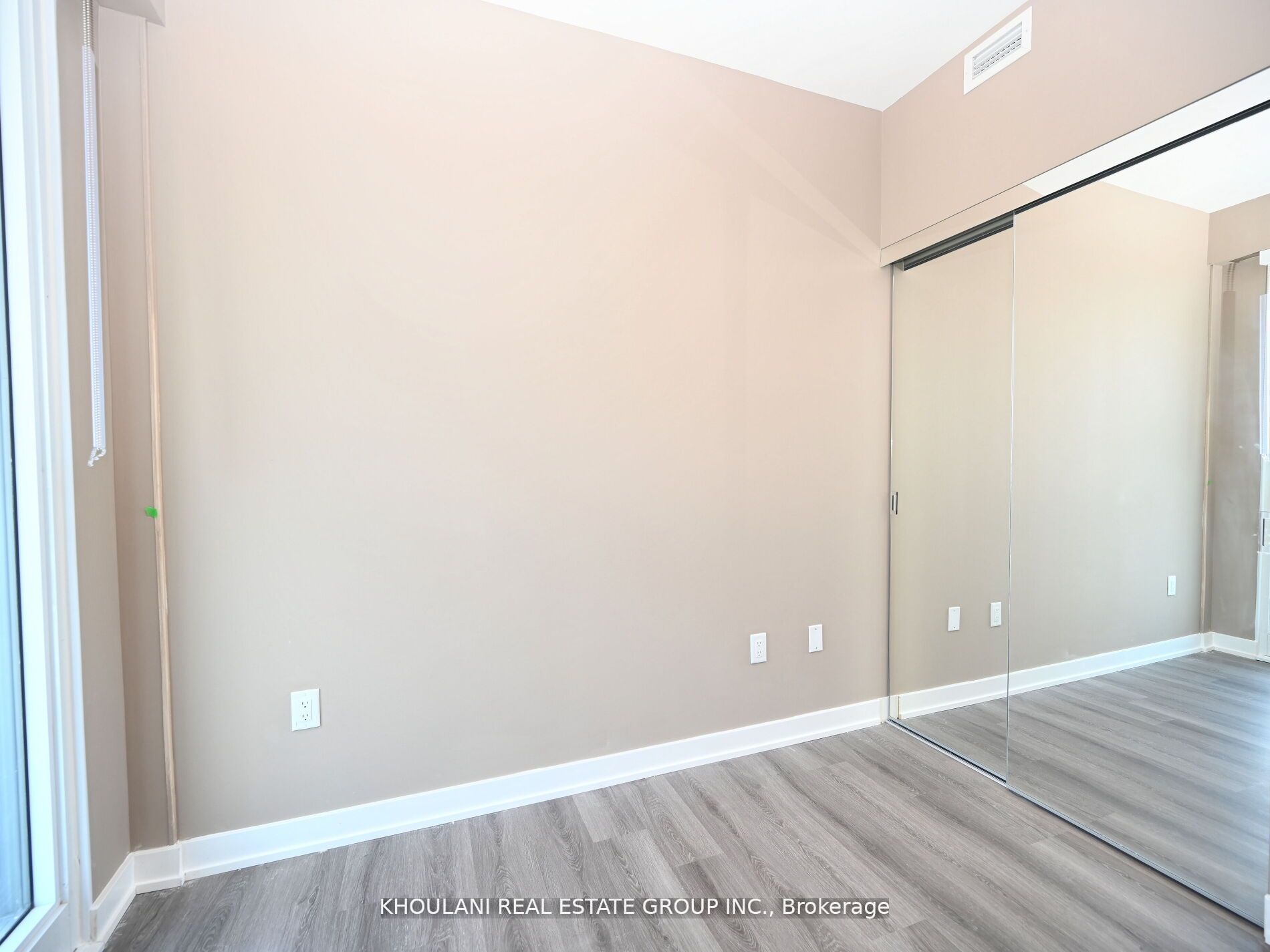 MLS #W12402625 image #17