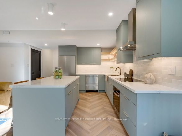 MLS #W12402646 image #6