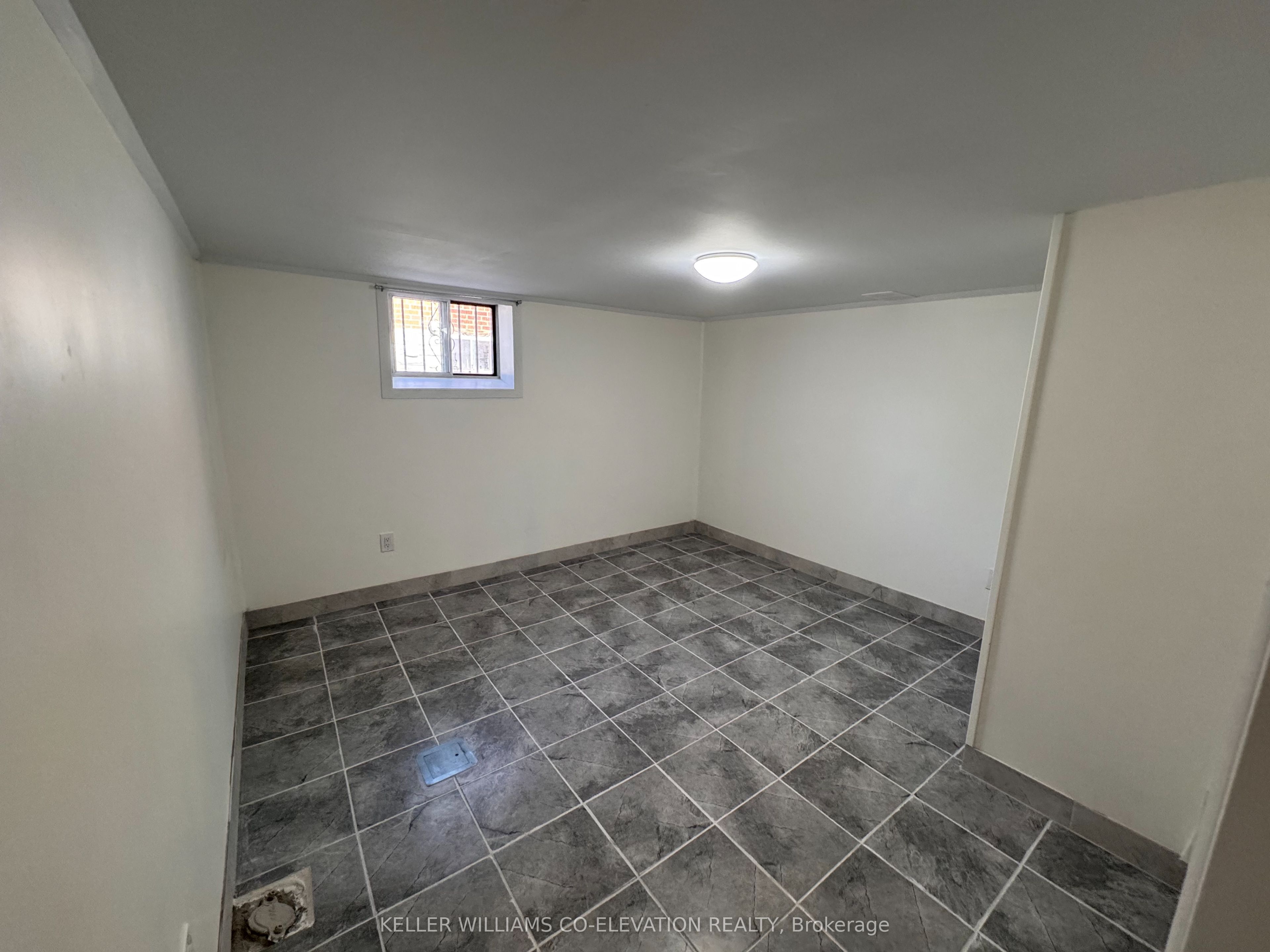 MLS #W12402661 image #5