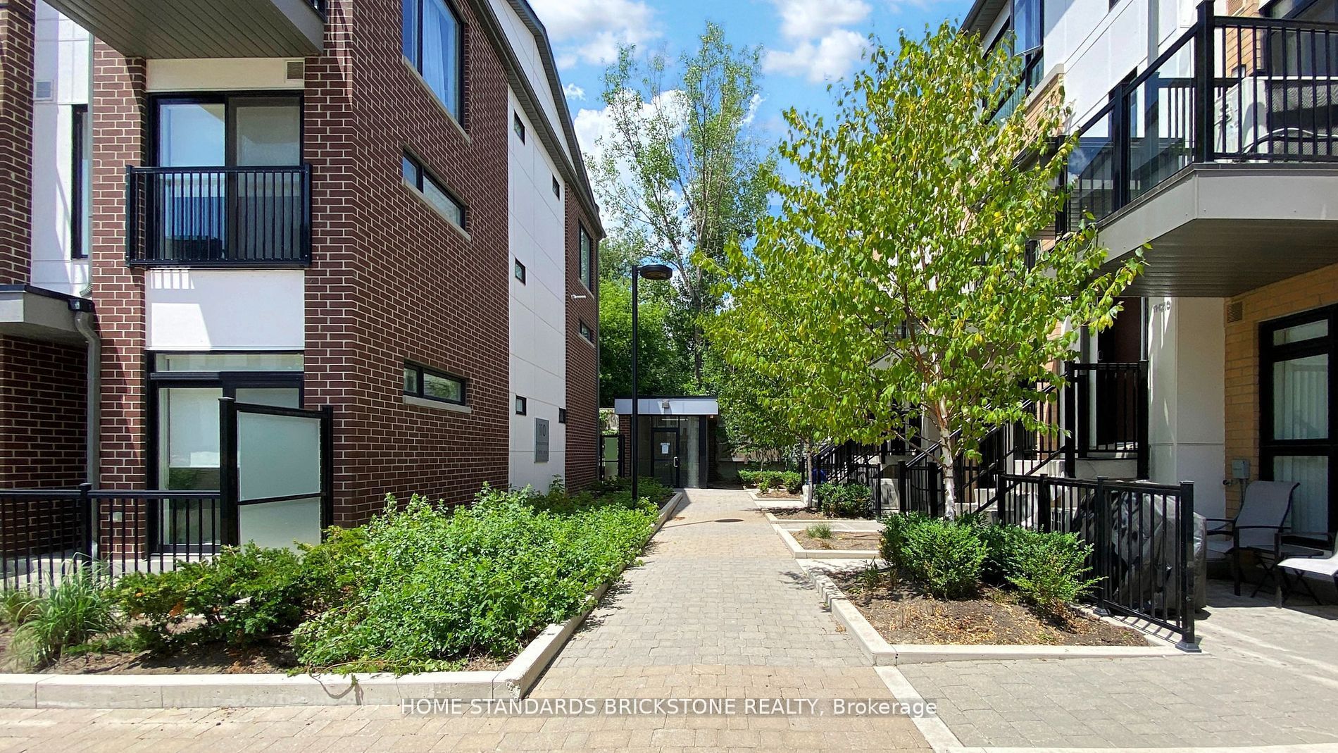 MLS #W12402679 image #3