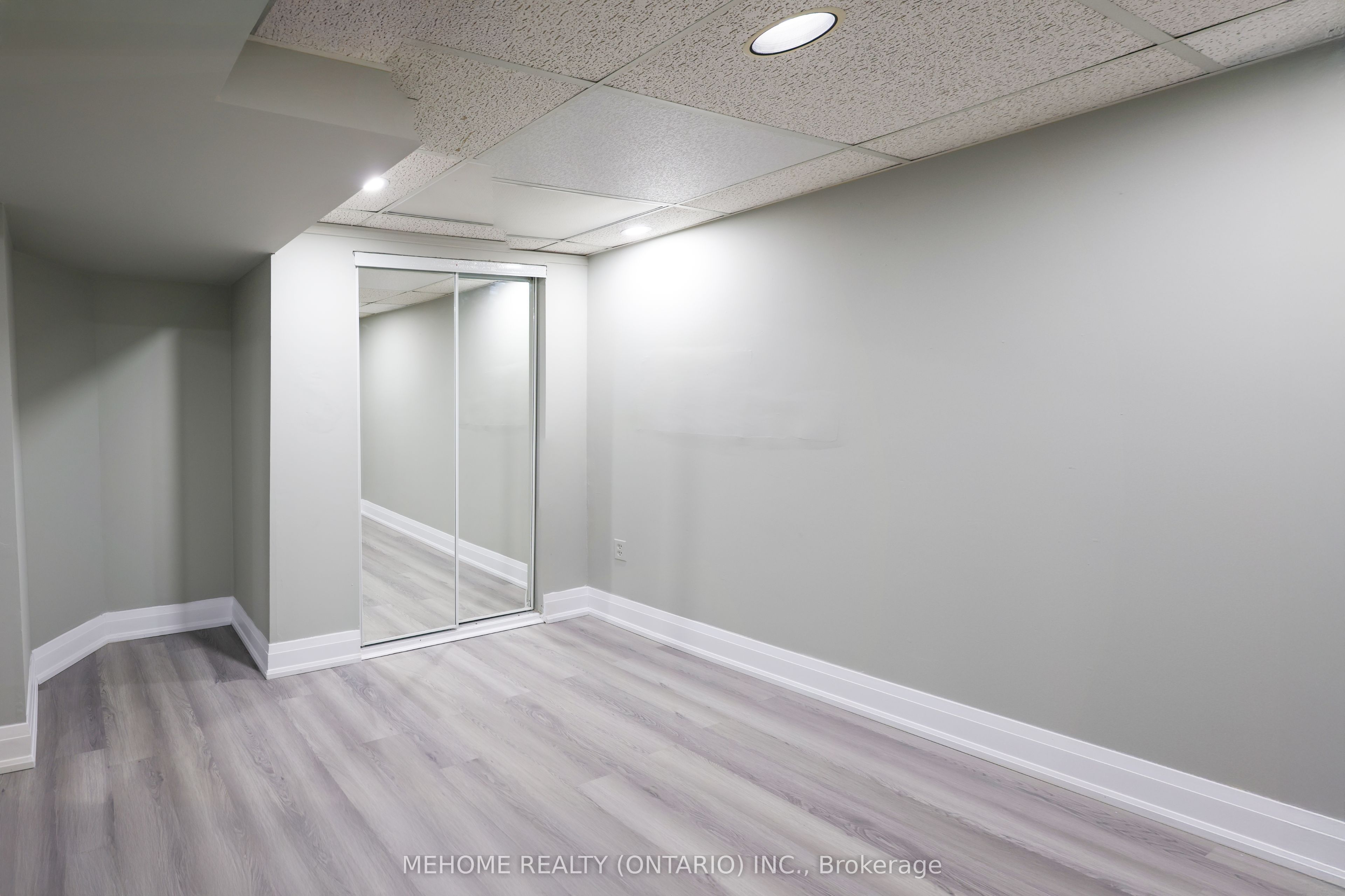 MLS #W12402682 image #4