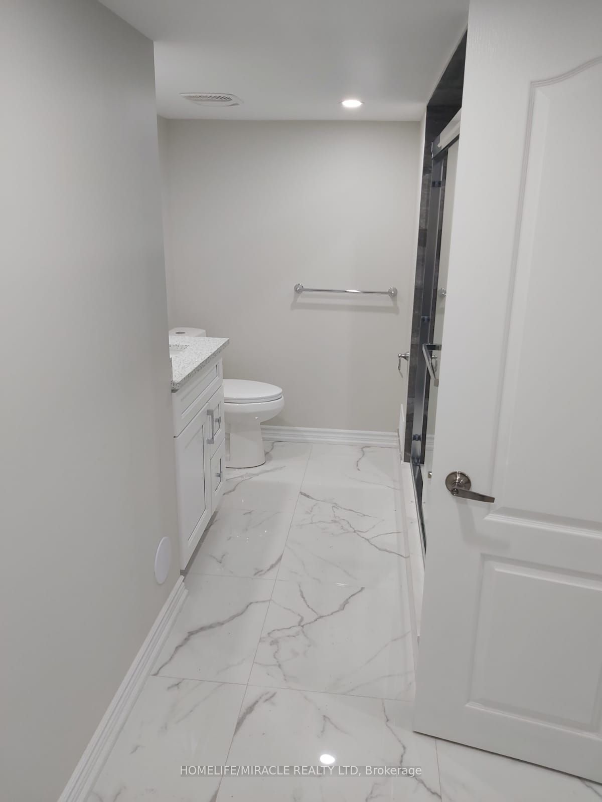 MLS #W12402713 image #11