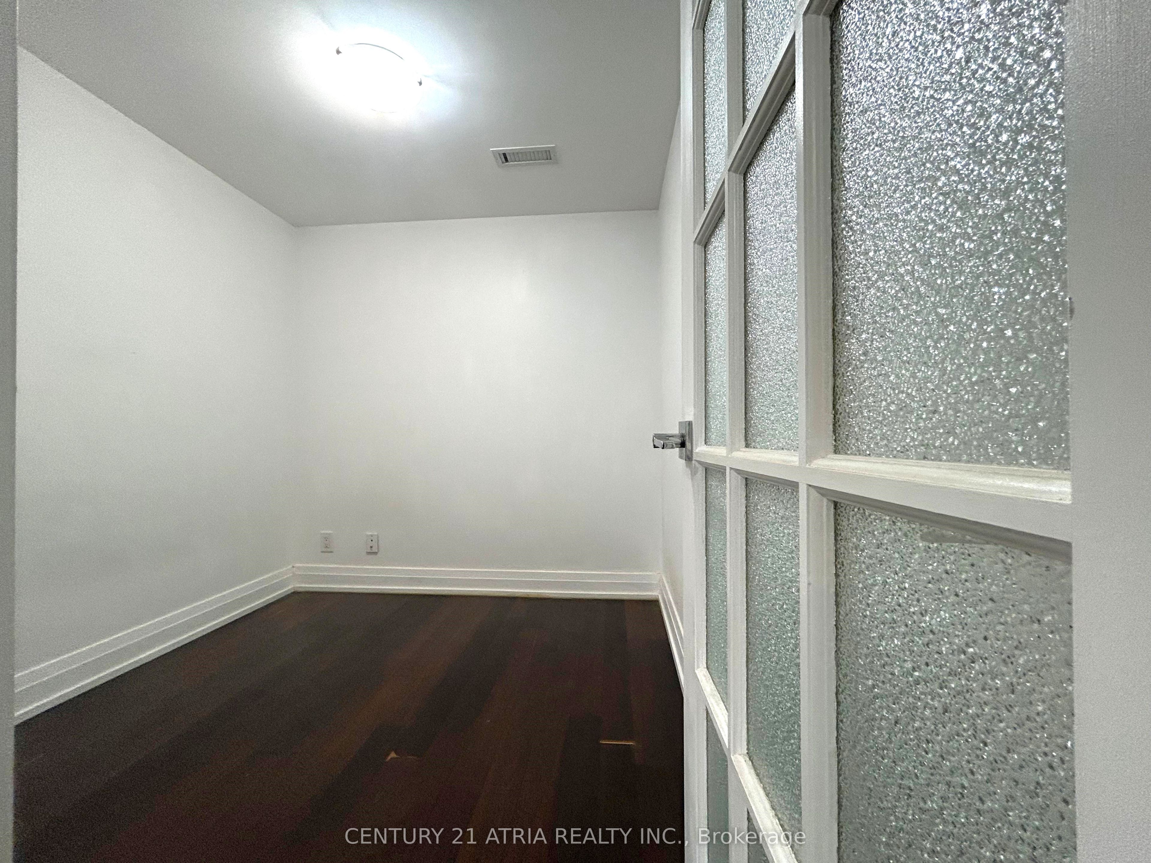 MLS #W12402725 image #11