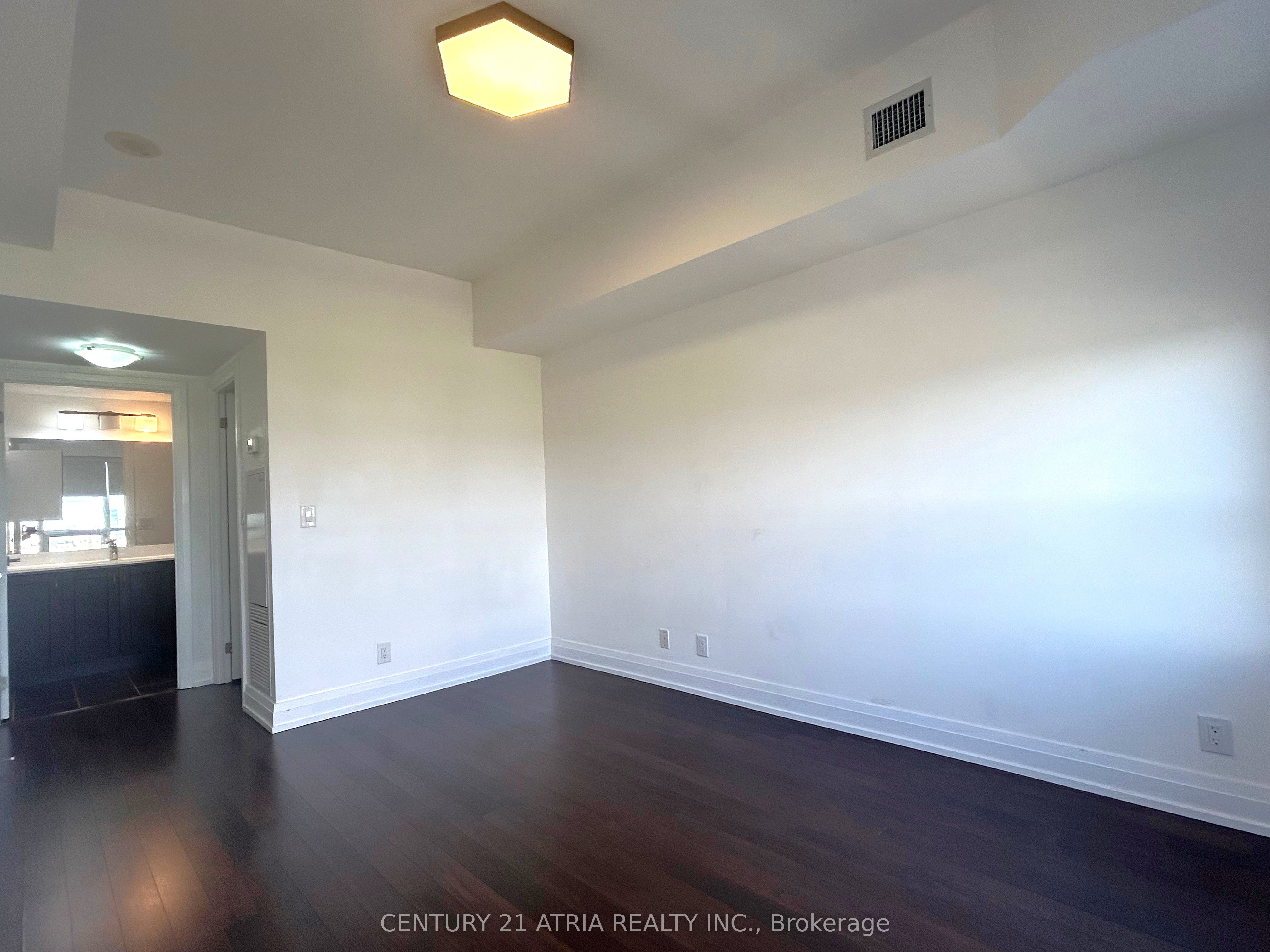 MLS #W12402725 image #7