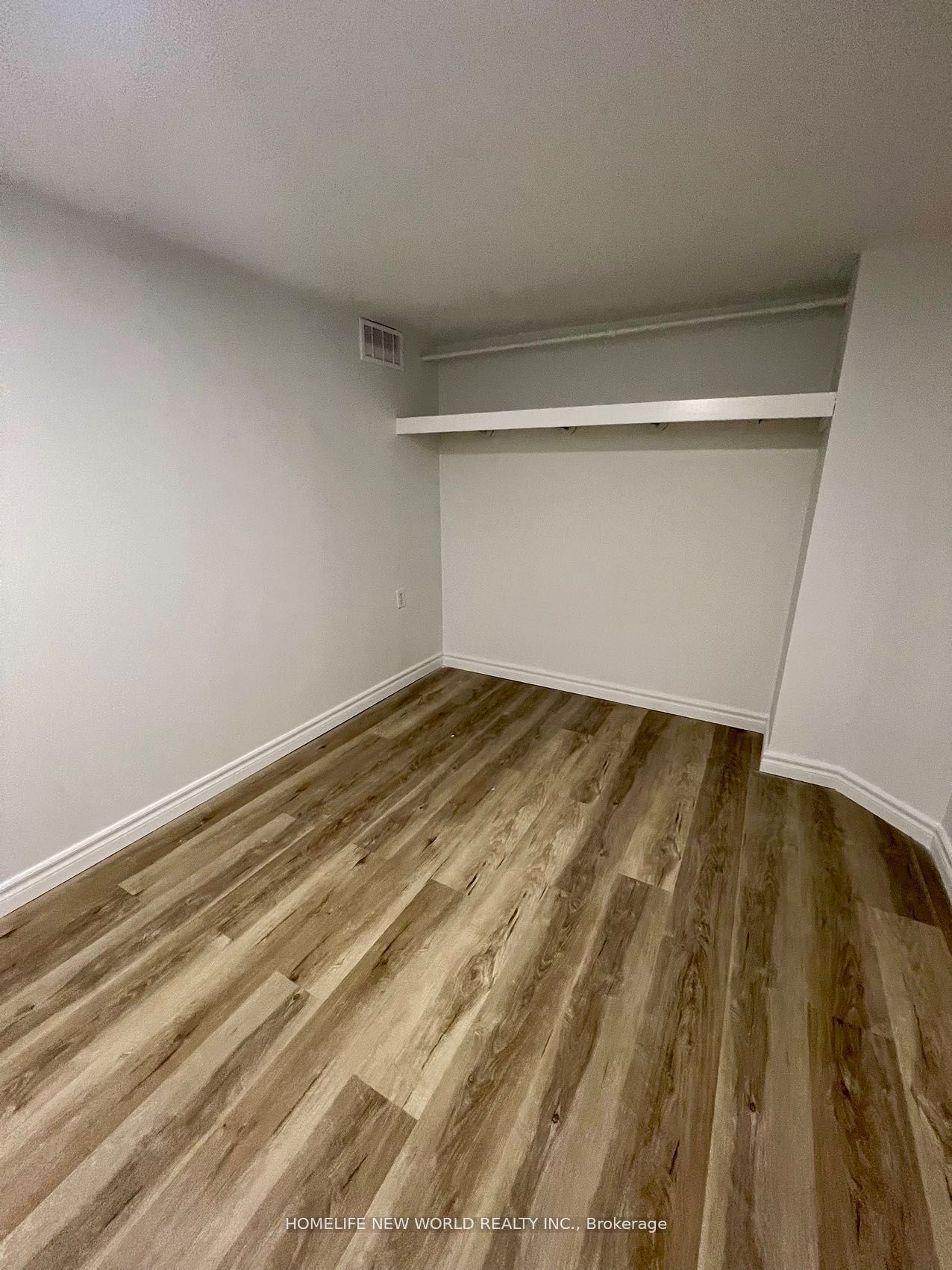 MLS #W12402726 image #6