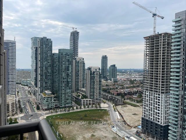 MLS #W12402904 image #10