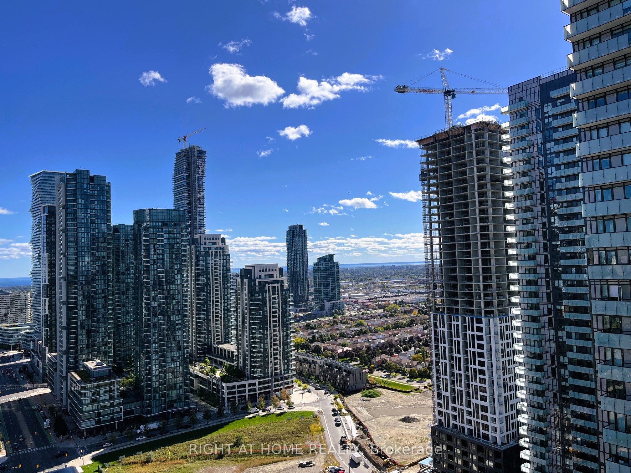 MLS #W12402904 image #15