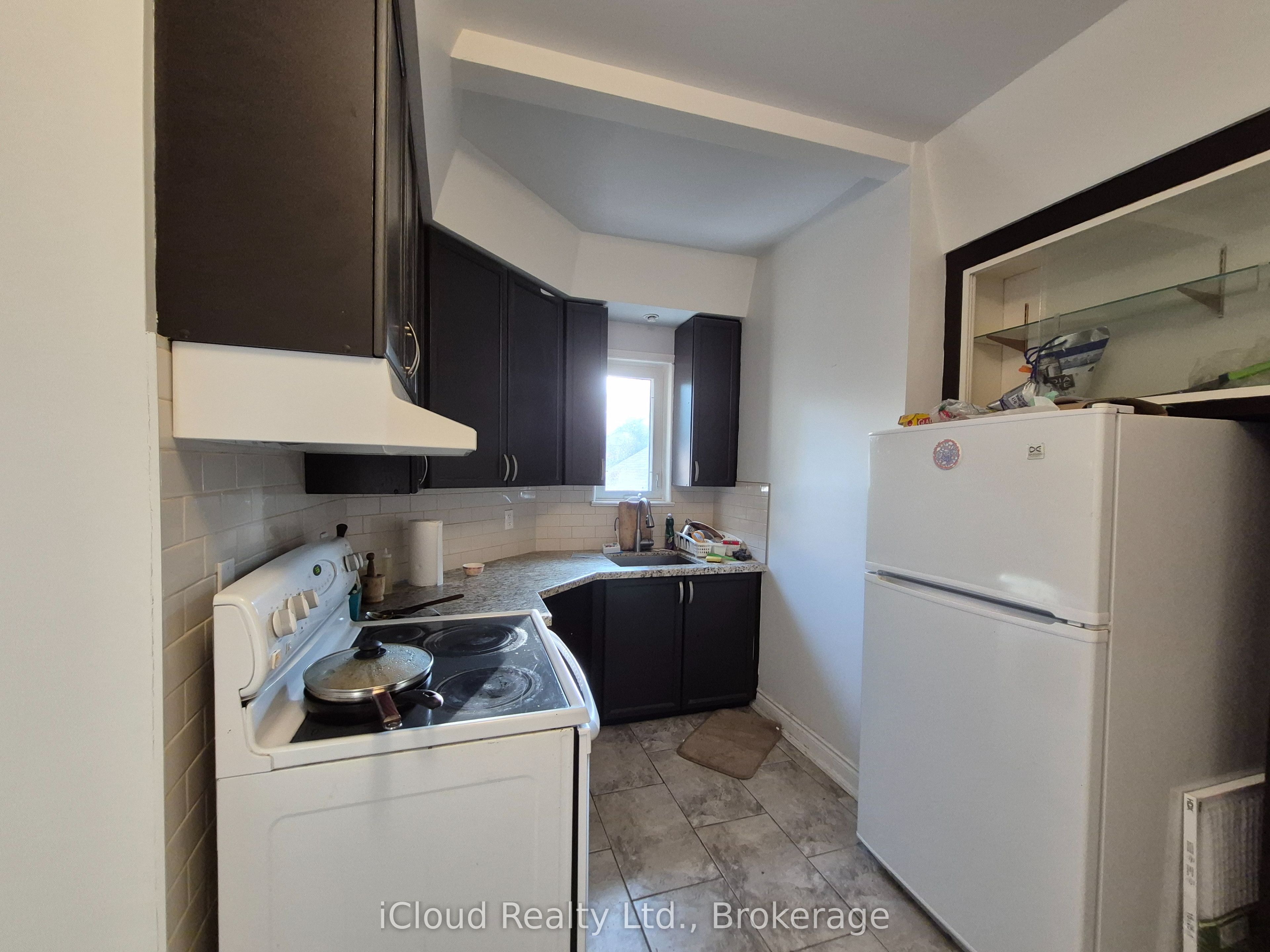 MLS #W12402970 image #10