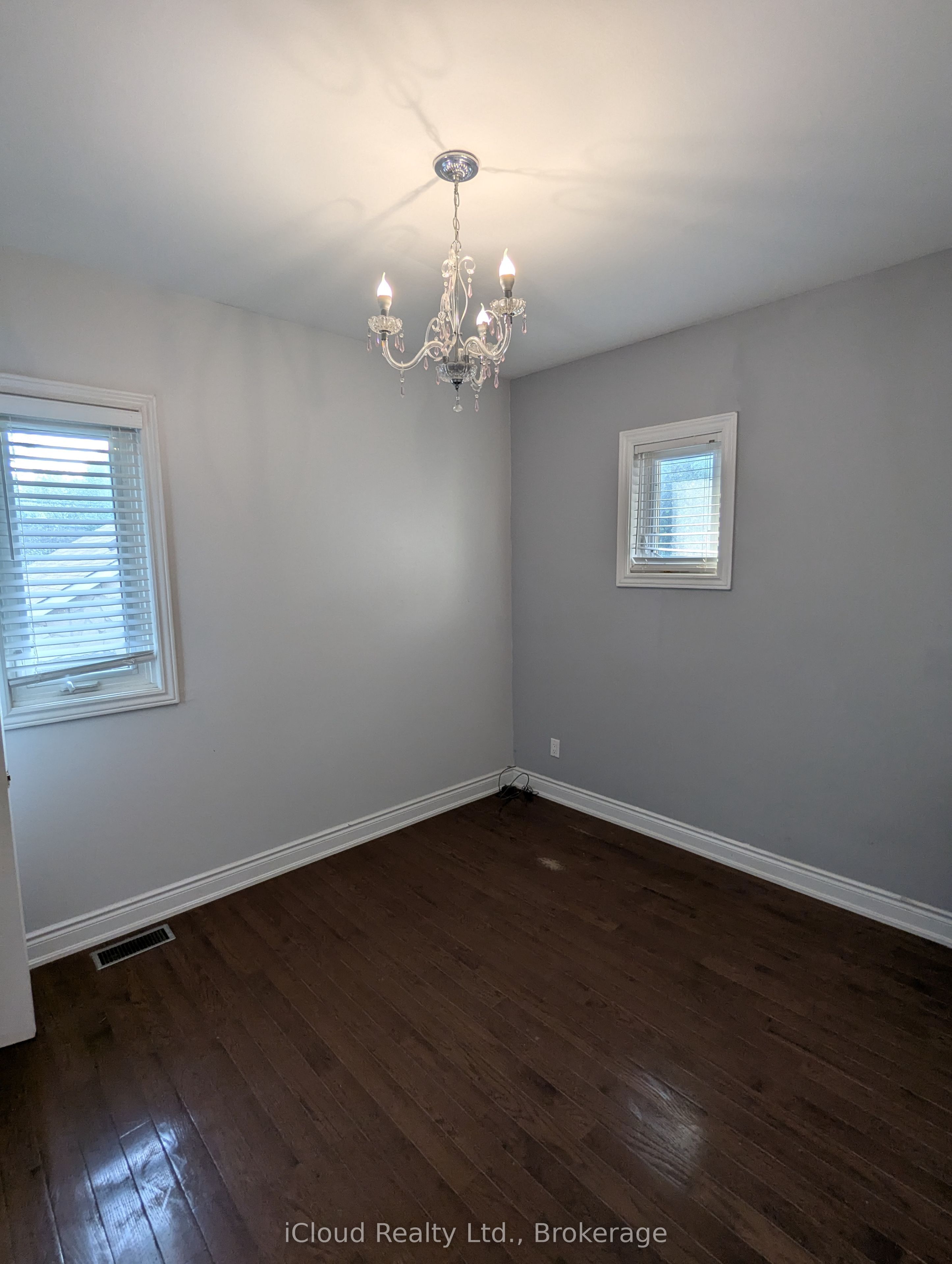 MLS #W12402970 image #3