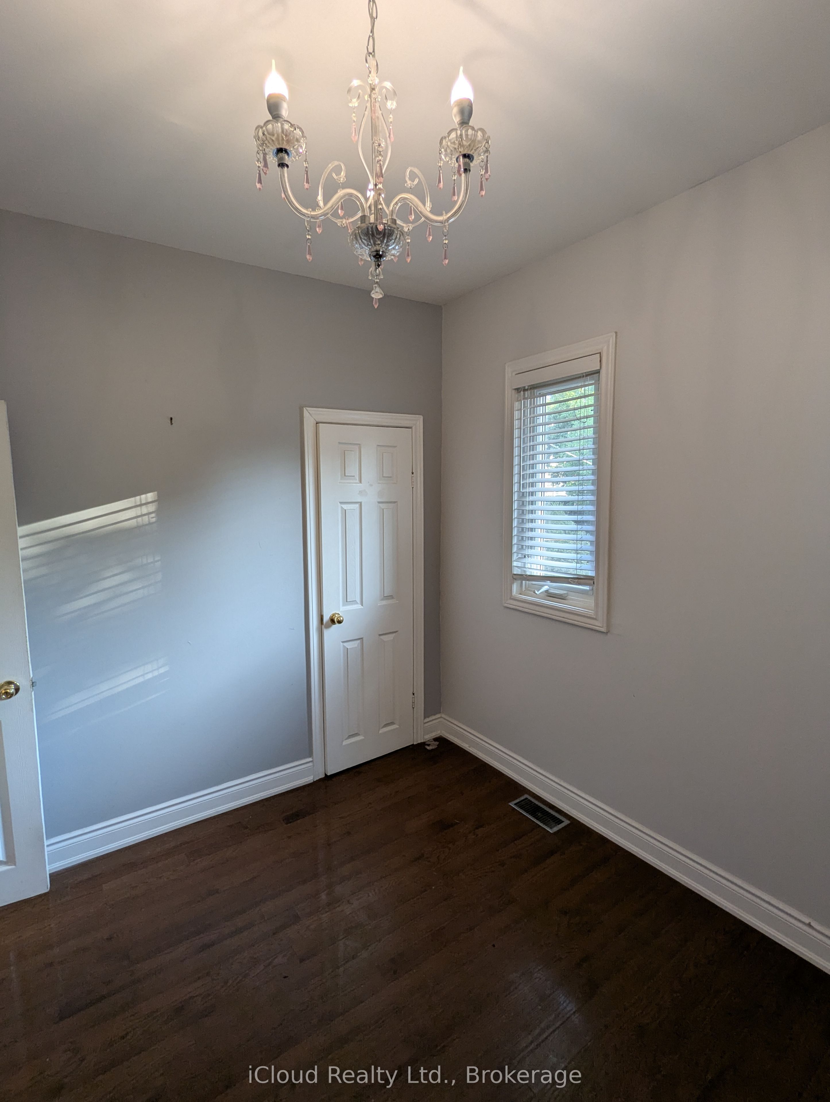 MLS #W12402970 image #6