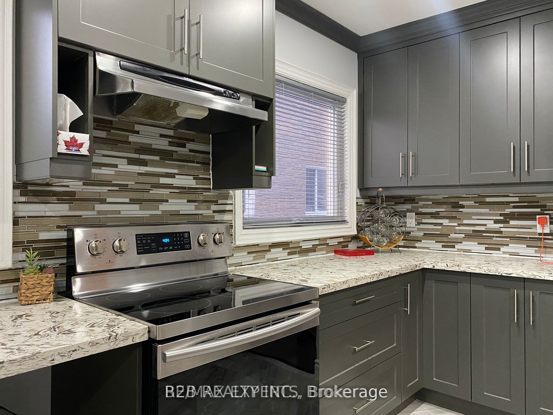 MLS #W12403010 image #1