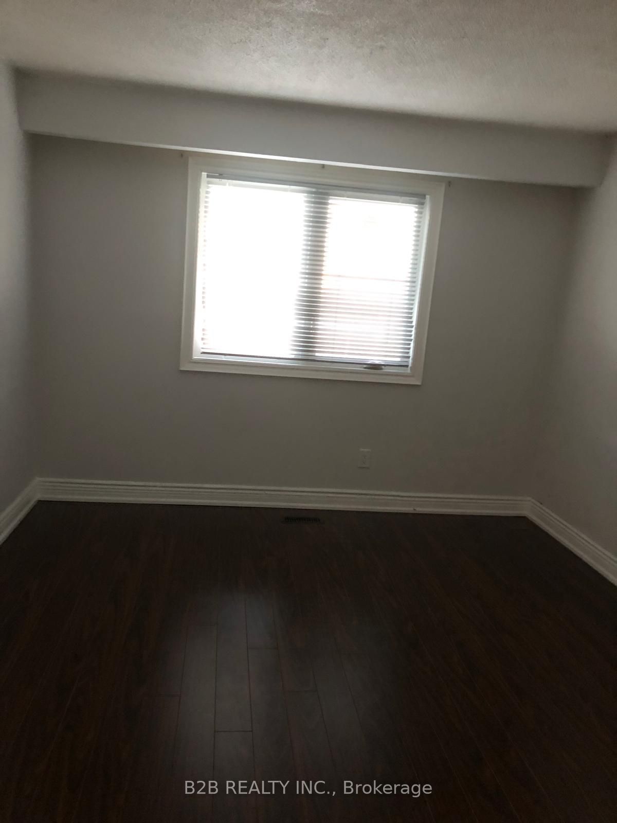 MLS #W12403010 image #15