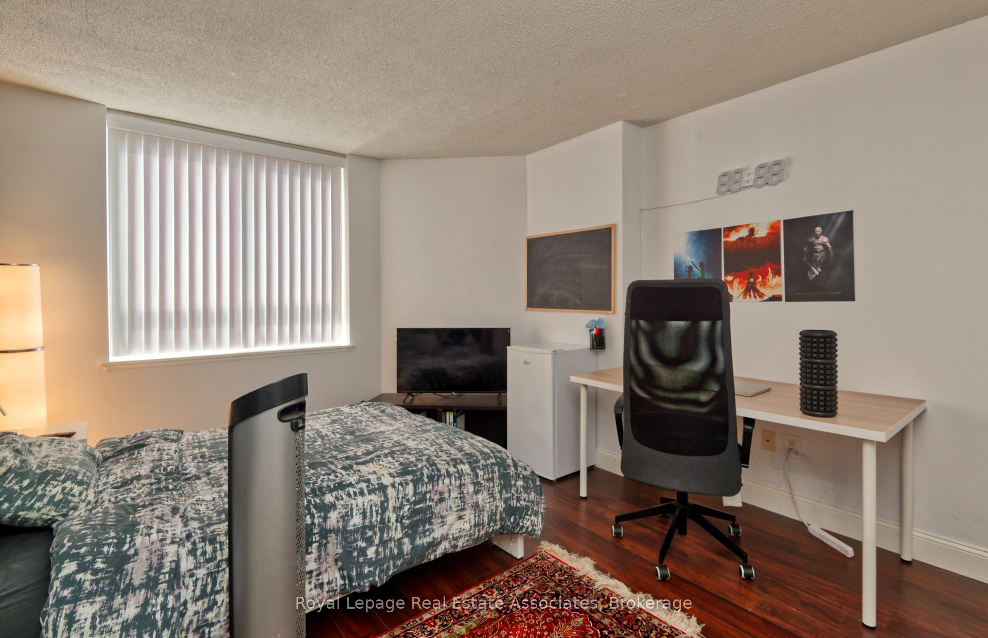 MLS #W12403059 image #19