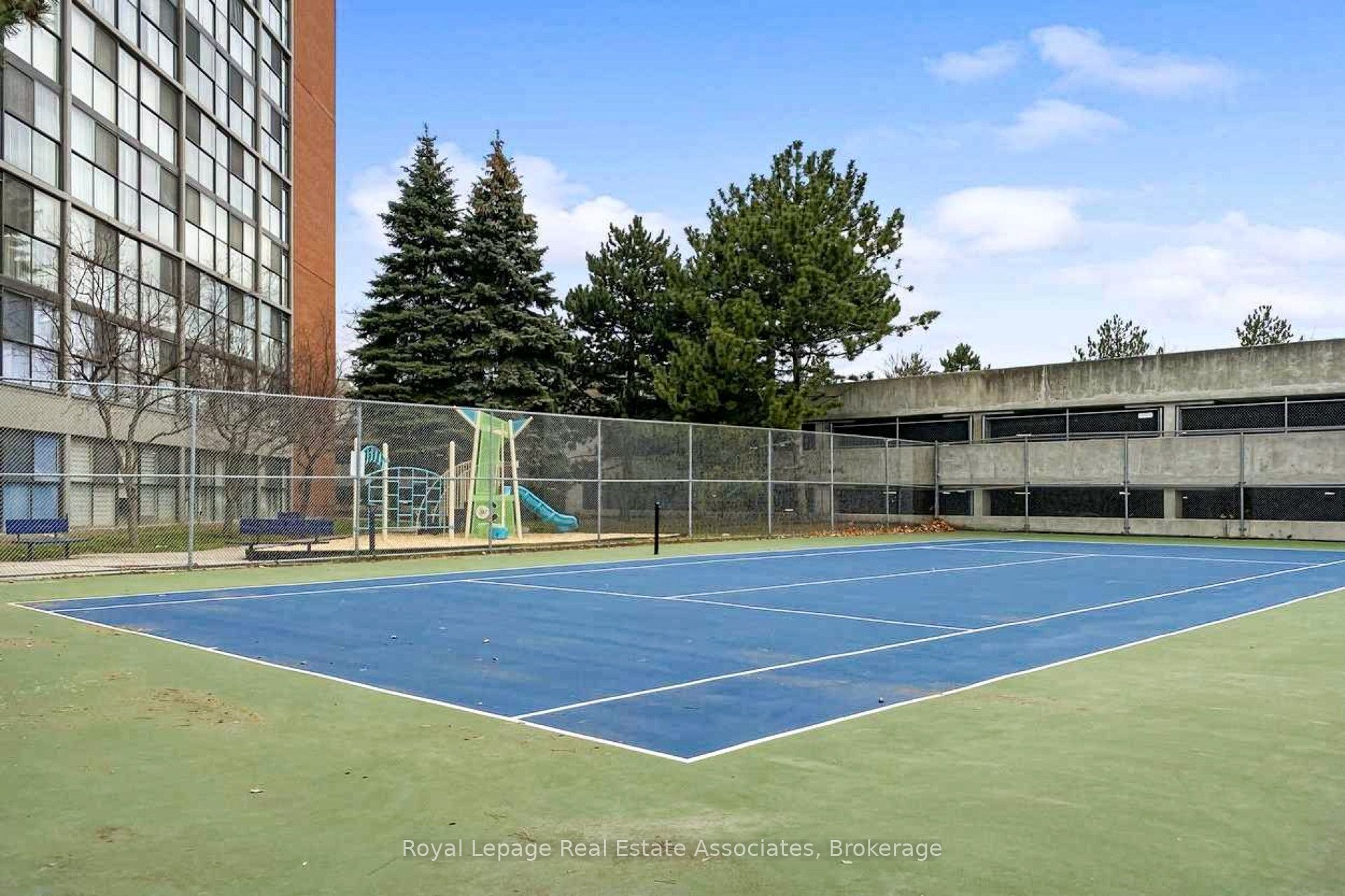 MLS #W12403059 image #36