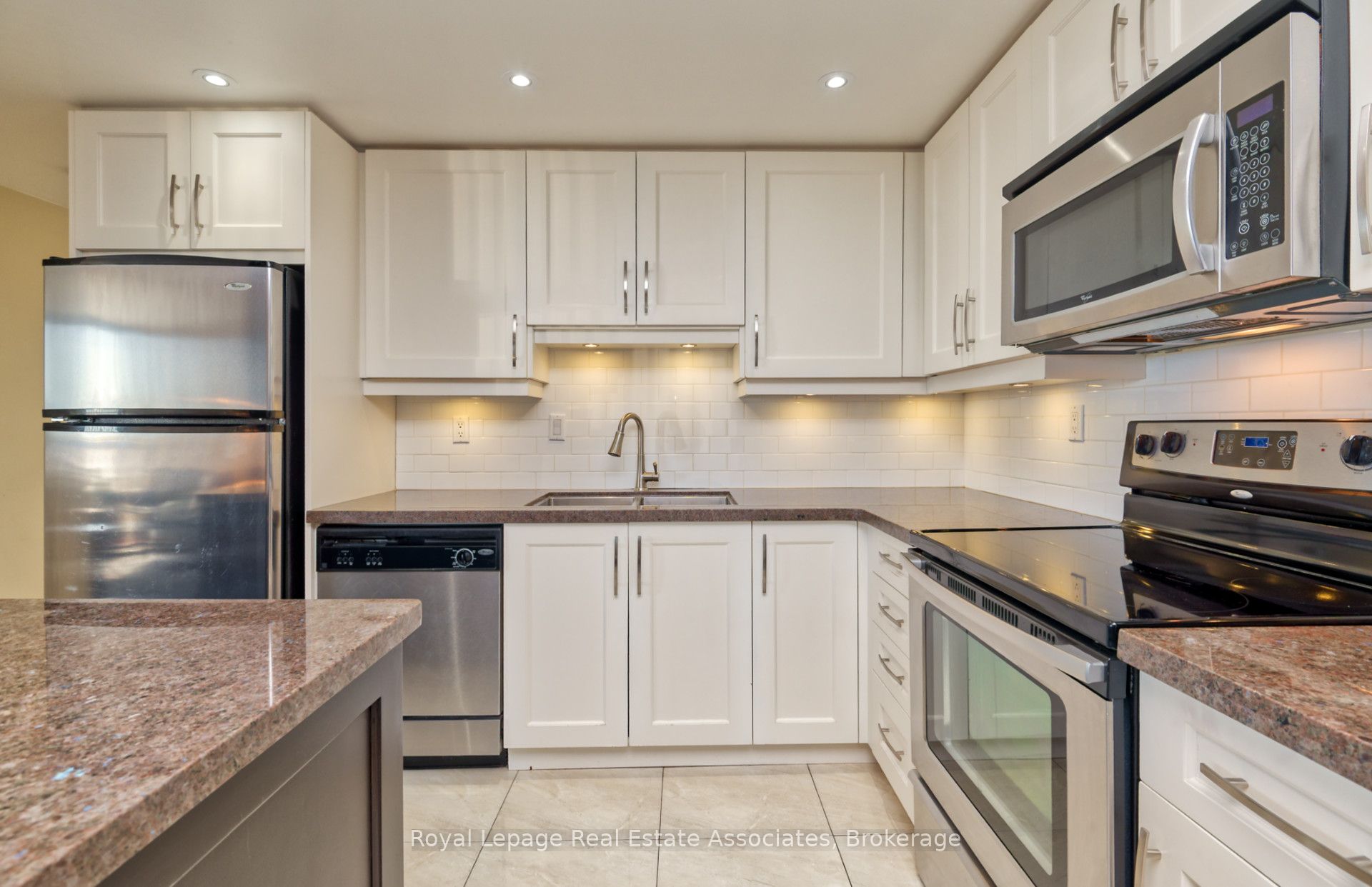 MLS #W12403059 image #7