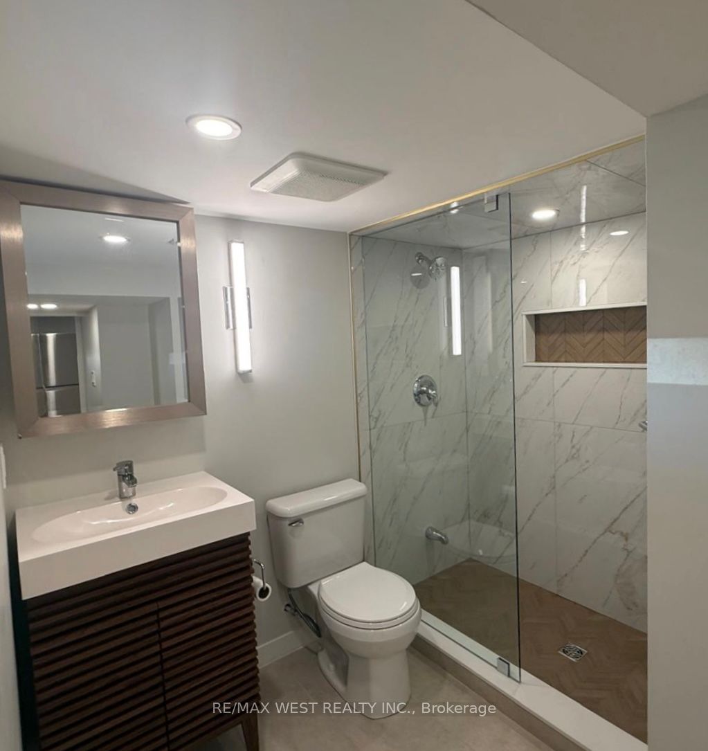 MLS #W12403297 image #5