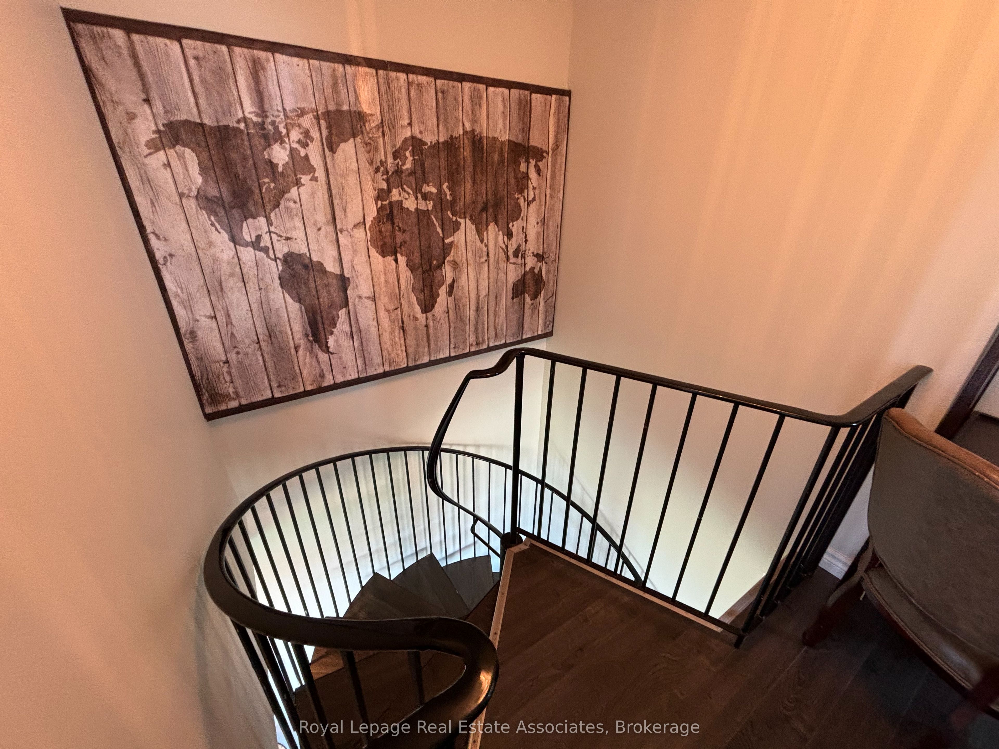 MLS #W12403574 image #14